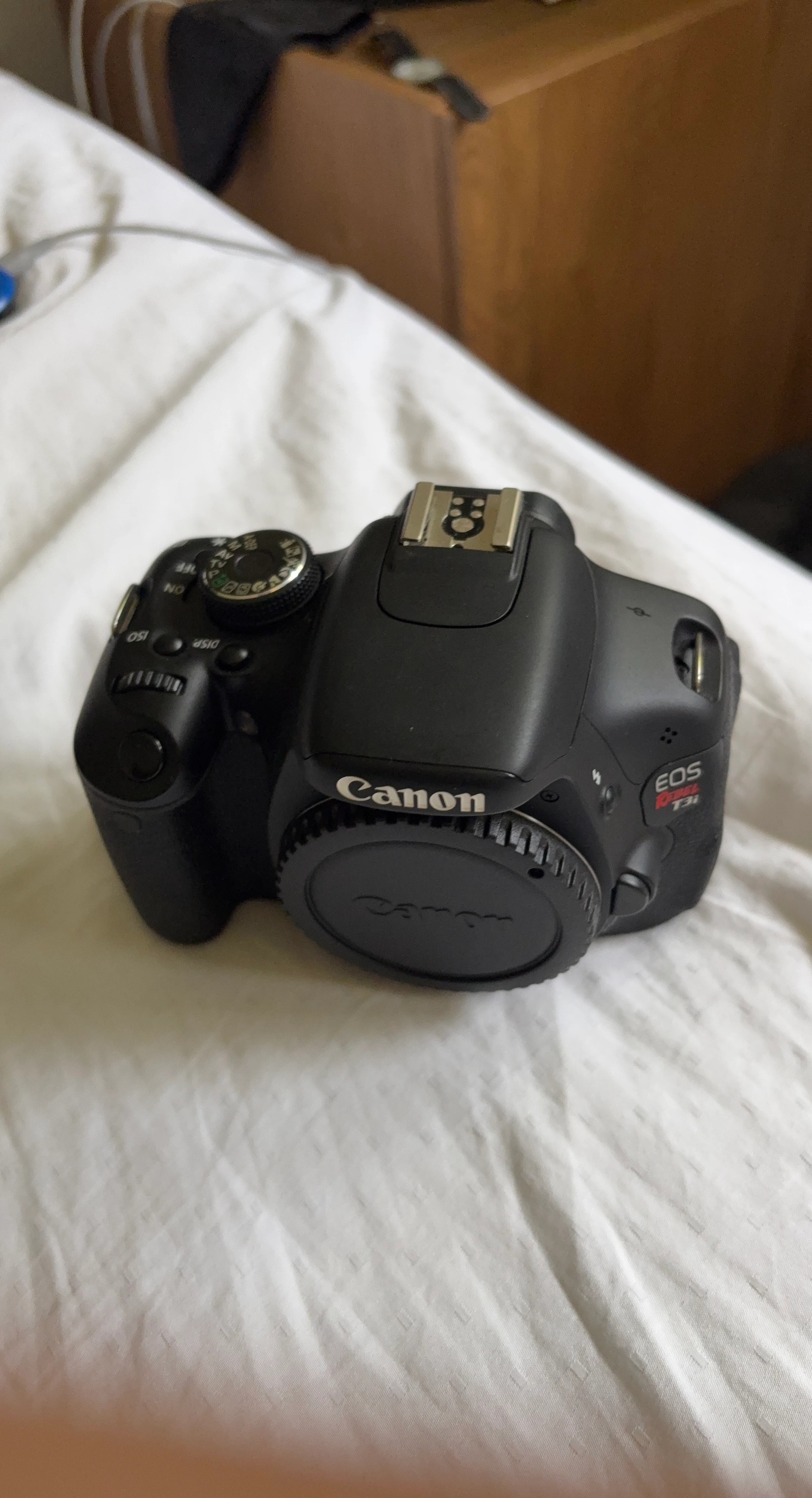 Canon EOS Rebel T5 DSLR Camera with Lens and Bag