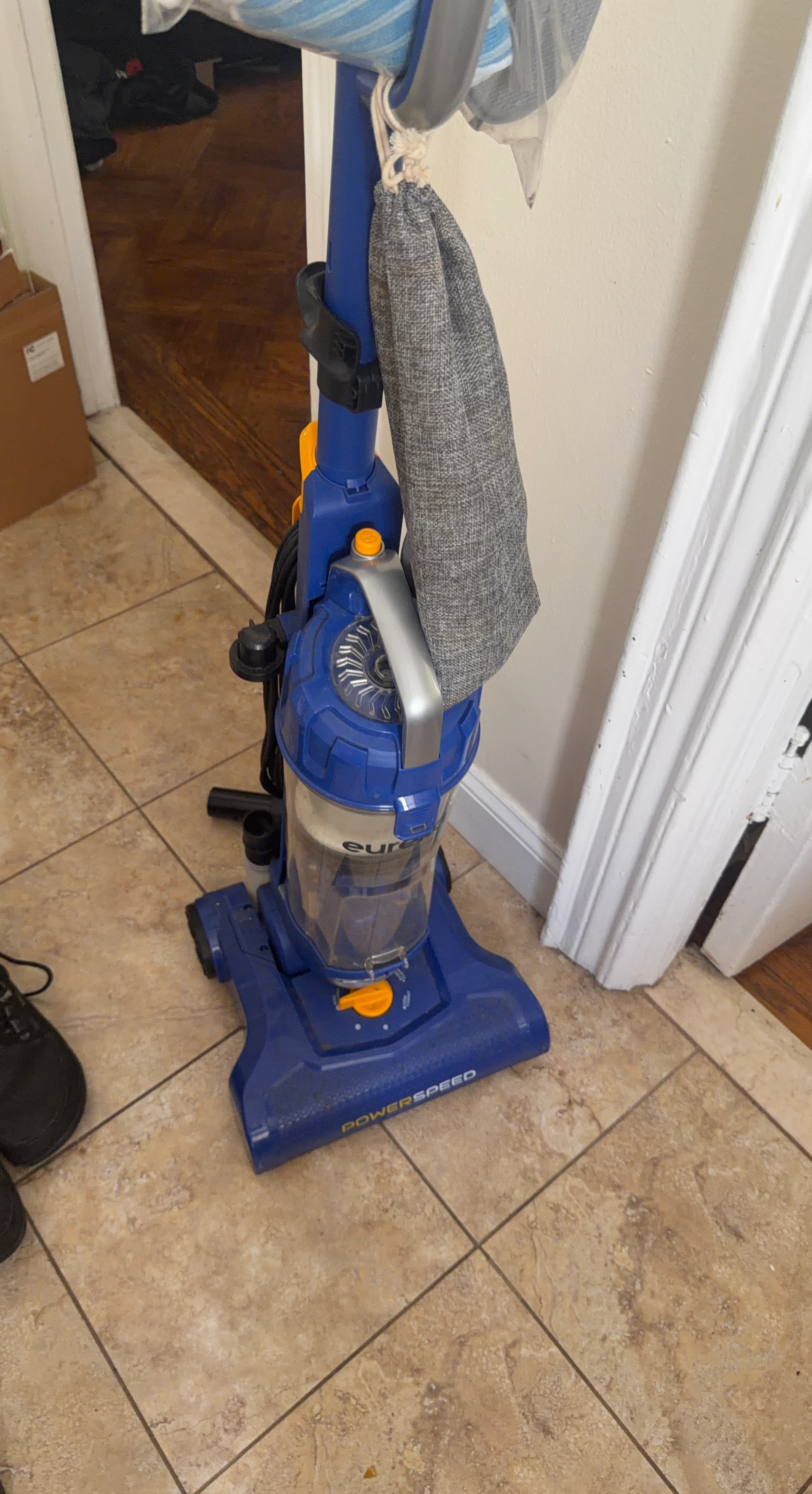 Eureka Powerspeed Upright Vacuum Cleaner