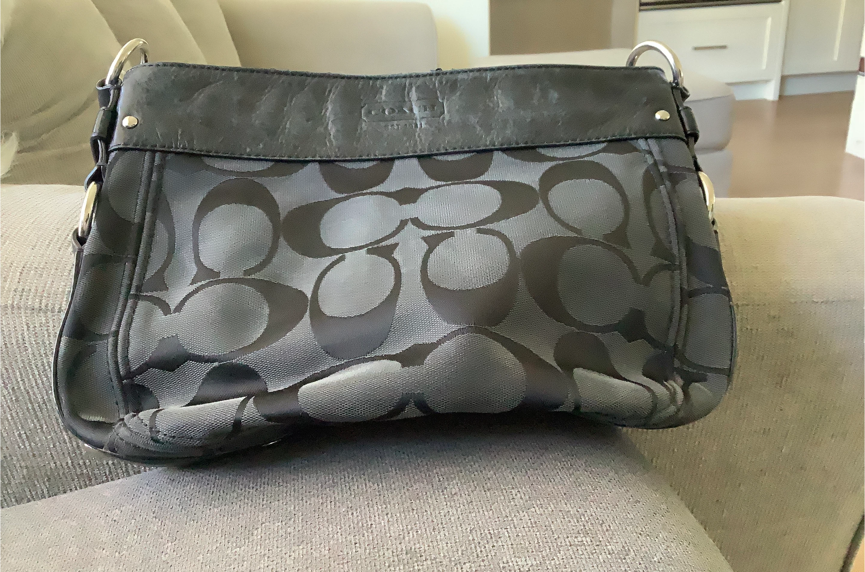 Coach Signature Pattern Shoulder Bag