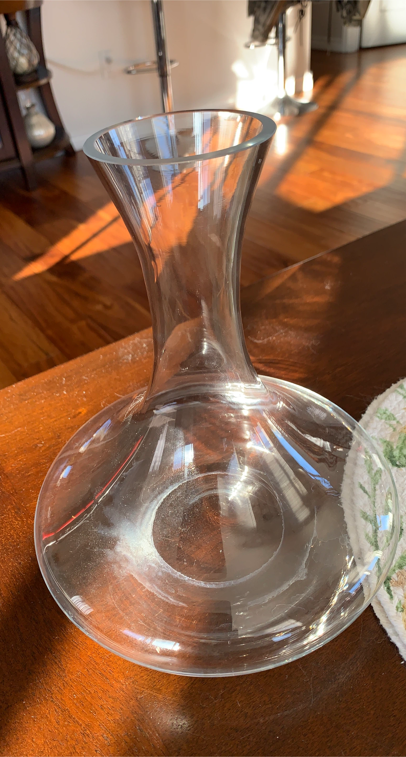 Clear Glass Wine Decanter