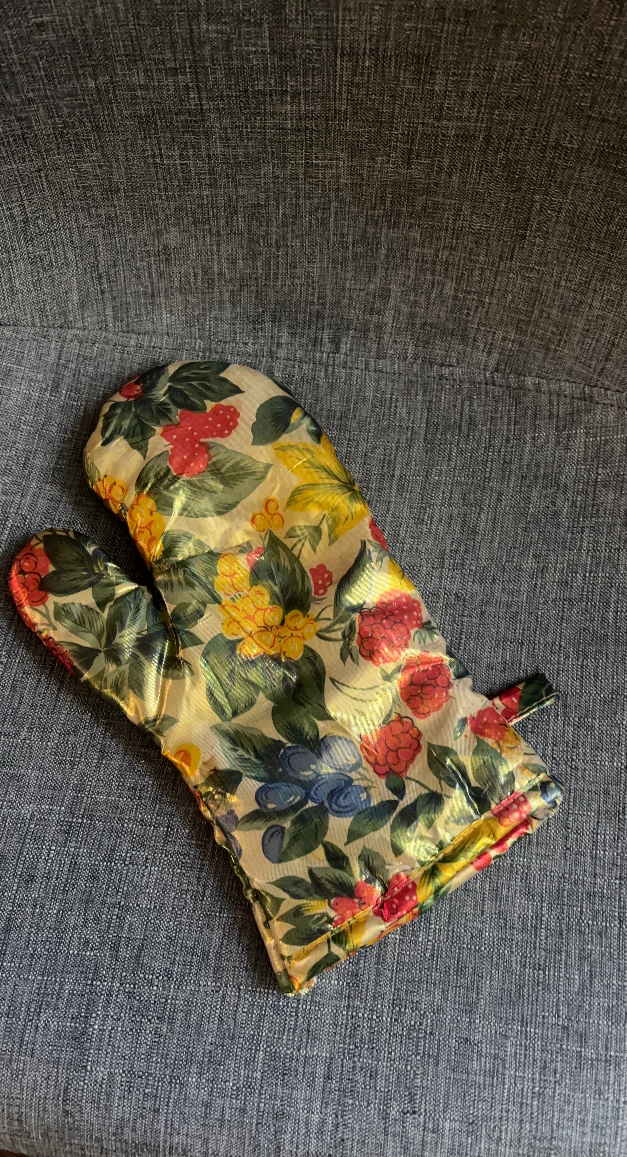 Floral Oven Mitt- New