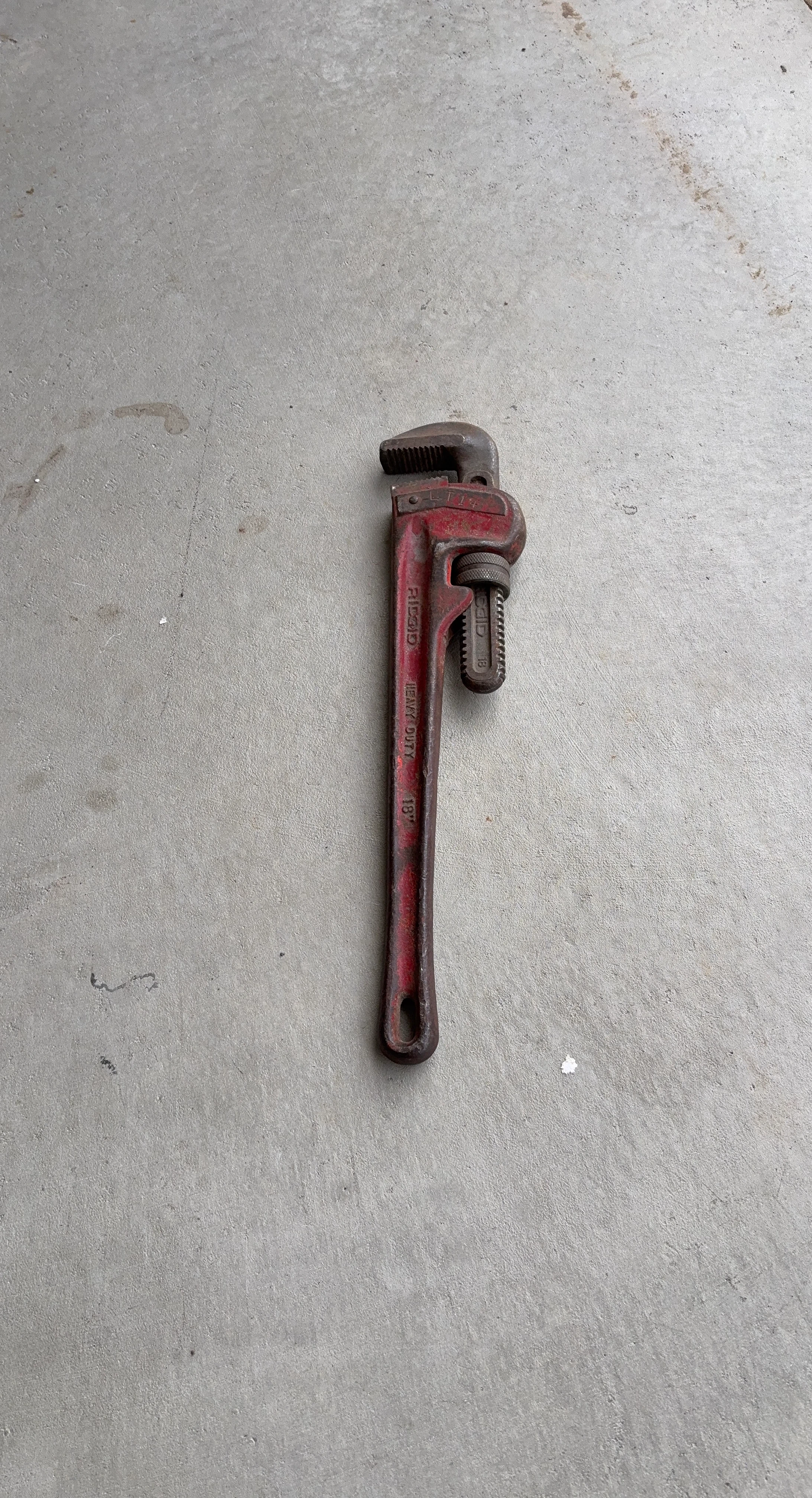 RIDGID 18" Heavy Duty Pipe Wrench