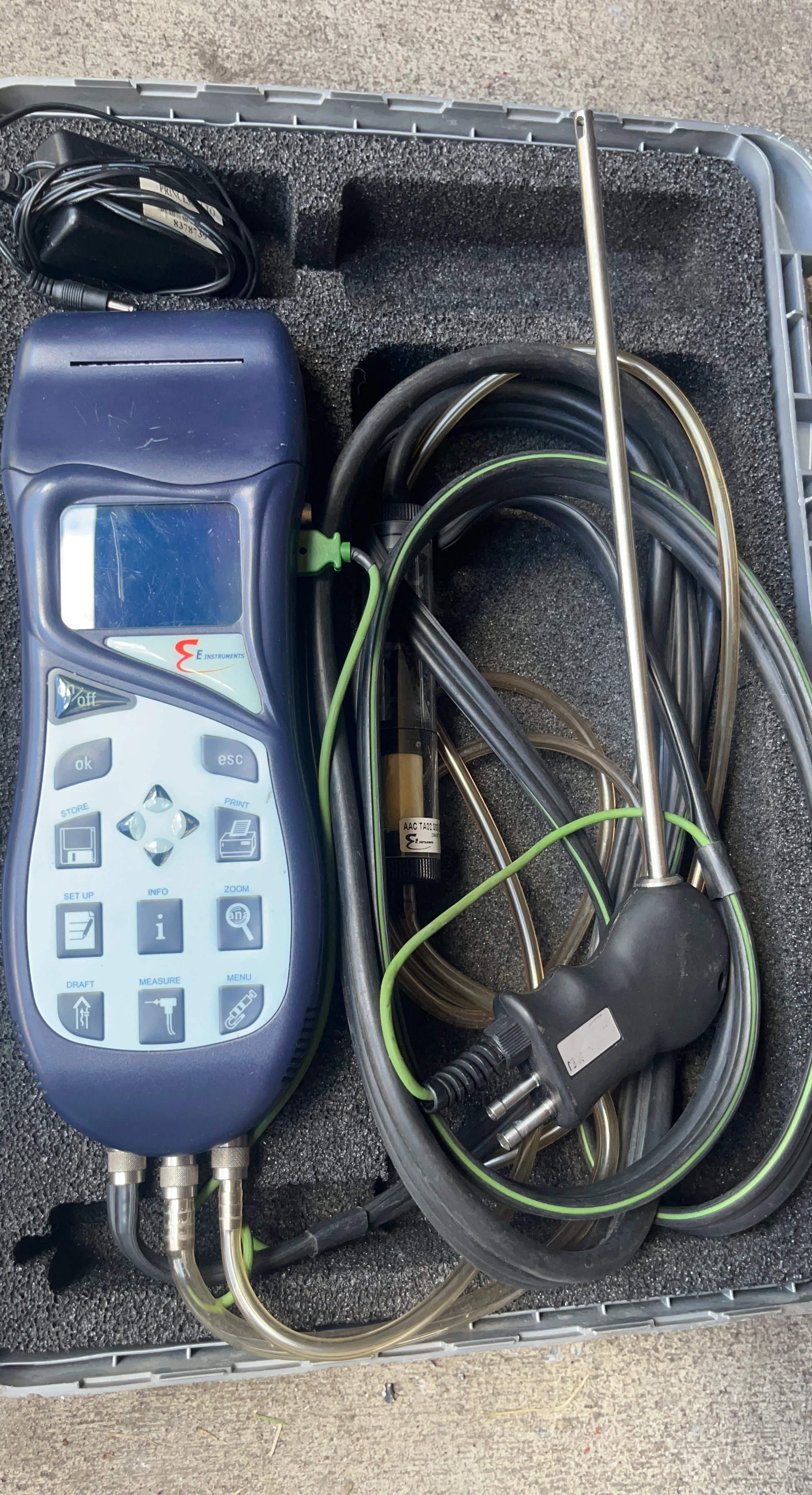 E Instruments Air Quality Meter