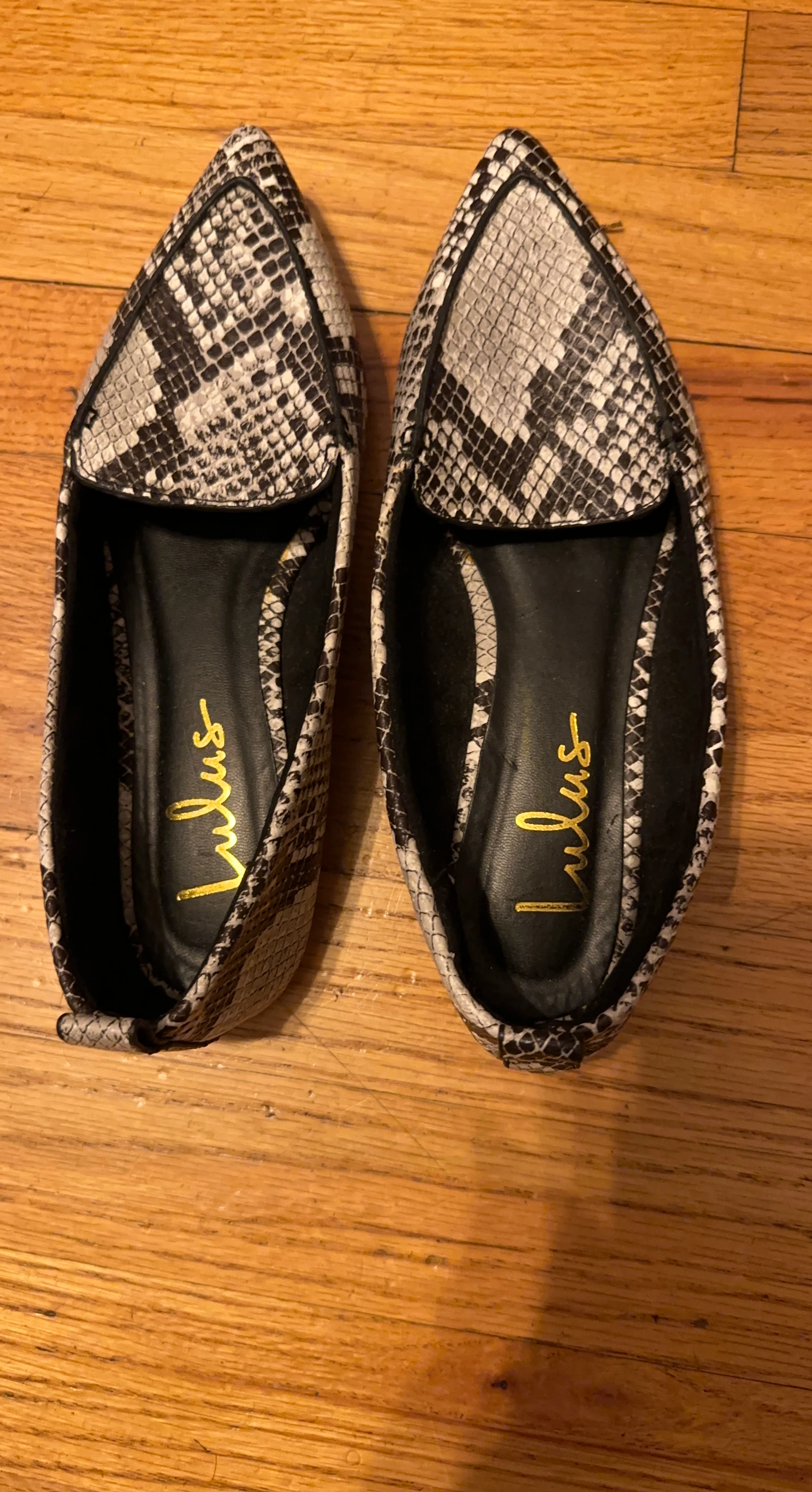 Lulus Snake Print Pointed Toe Loafers