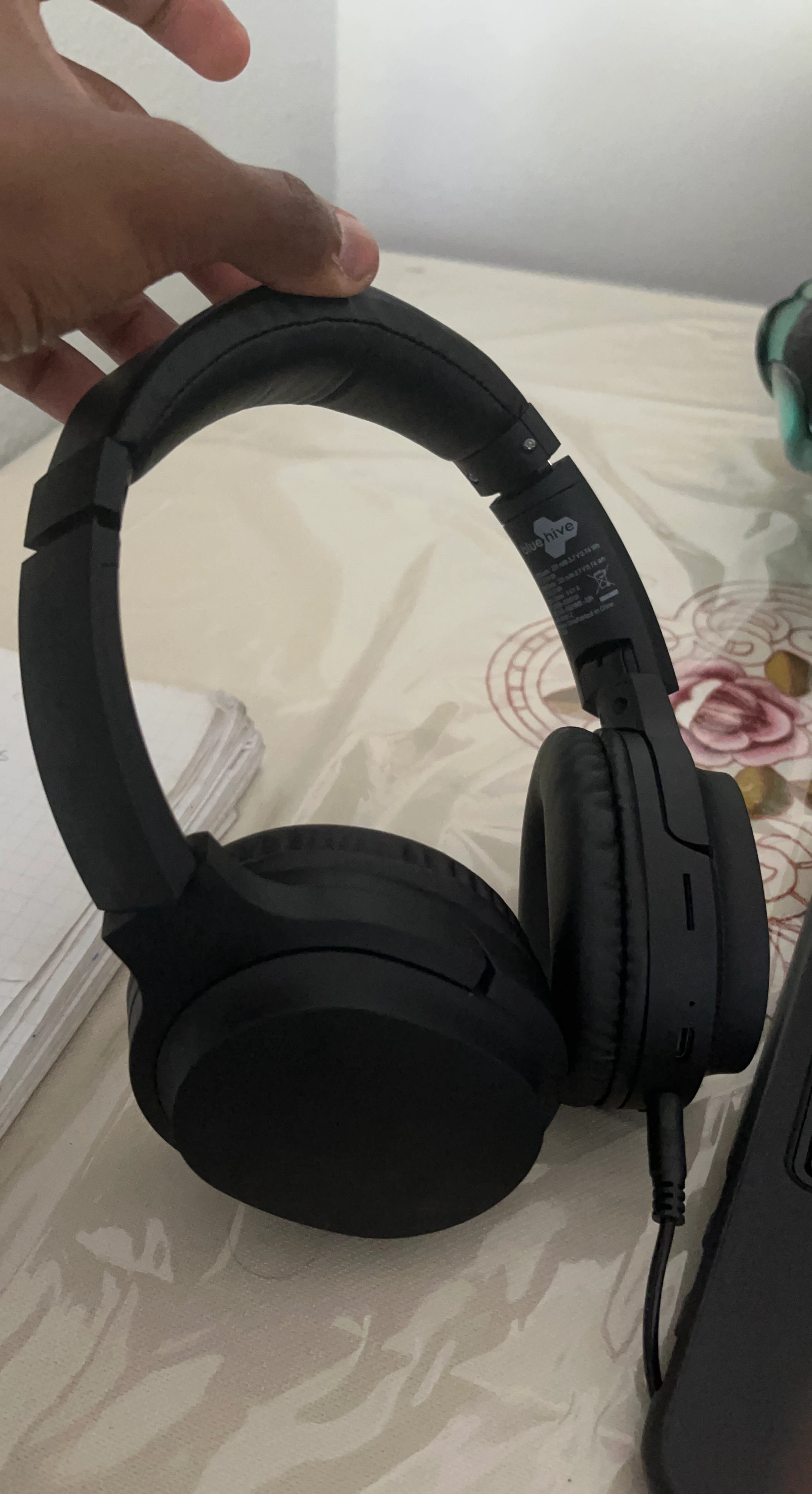 Bluehive Over-Ear Headphones