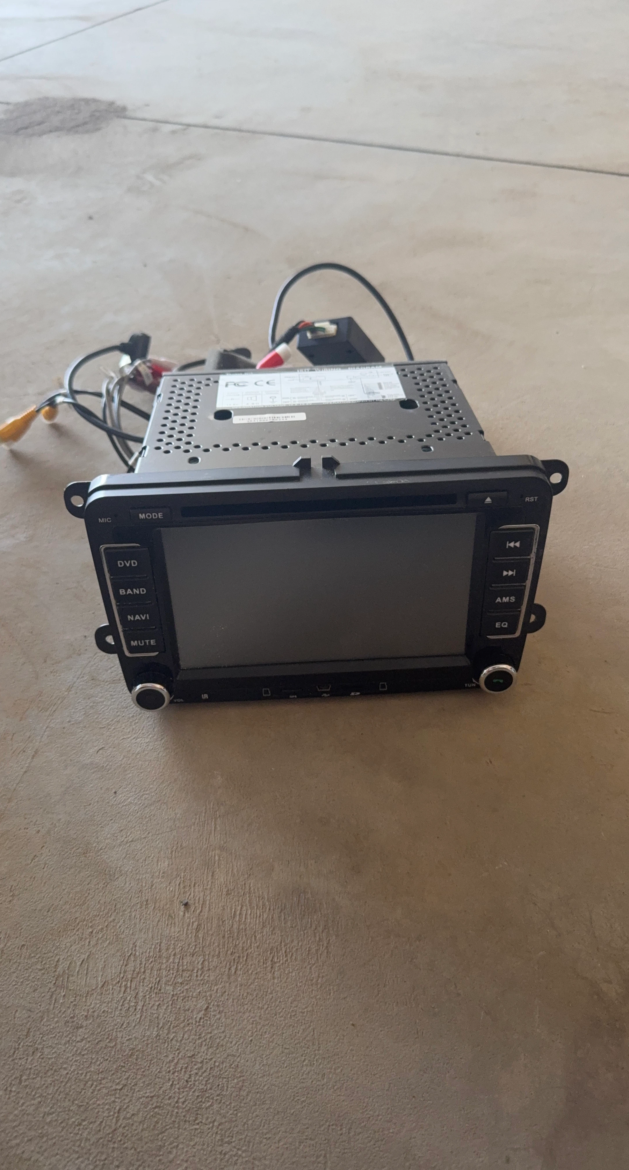 Car Stereo with DVD and Navigation wolkswagen