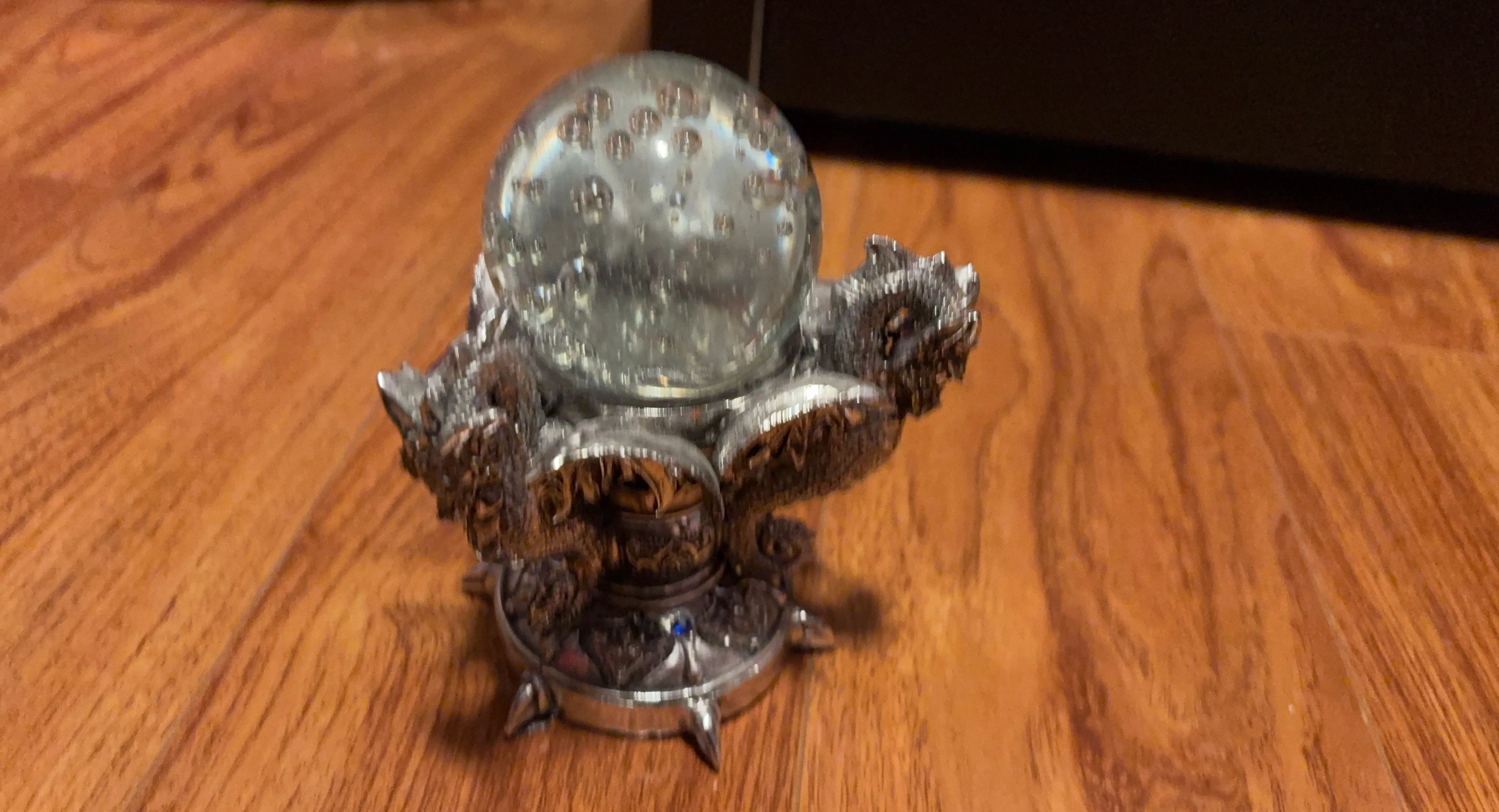 Dragon Statue Crystal Ball Decor