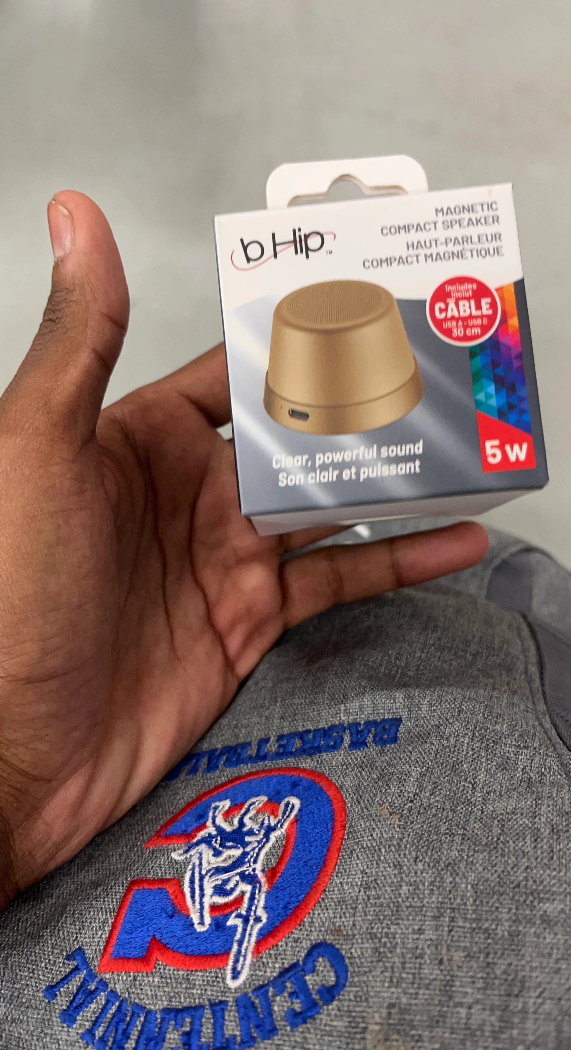 b Hip Magnetic Compact Speaker