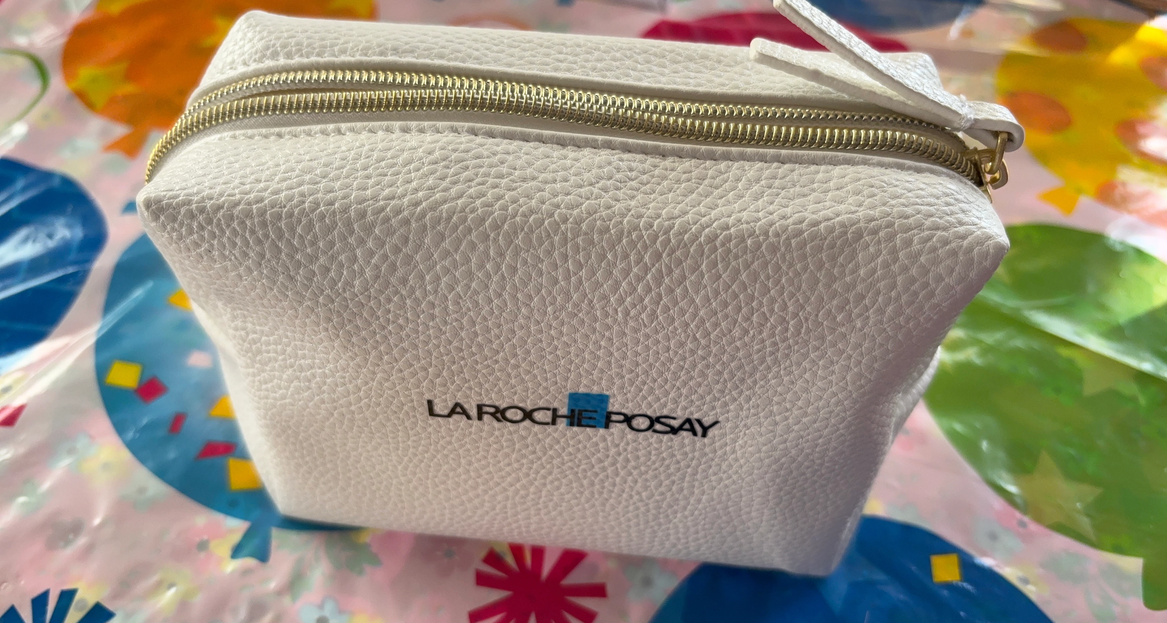 A New La Roche-Posay White Cosmetic Bag