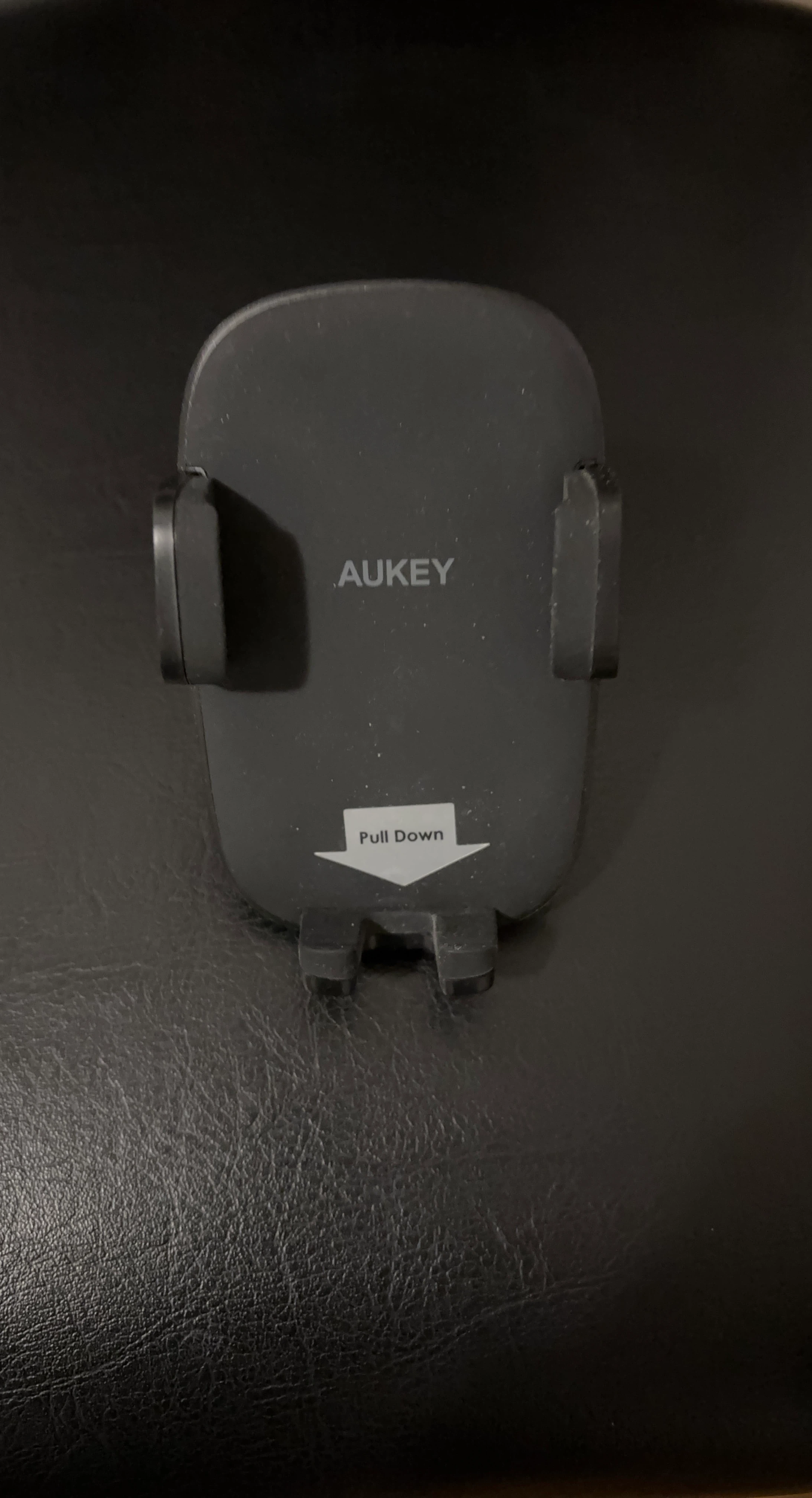 AUKEY Black Car Phone Mount