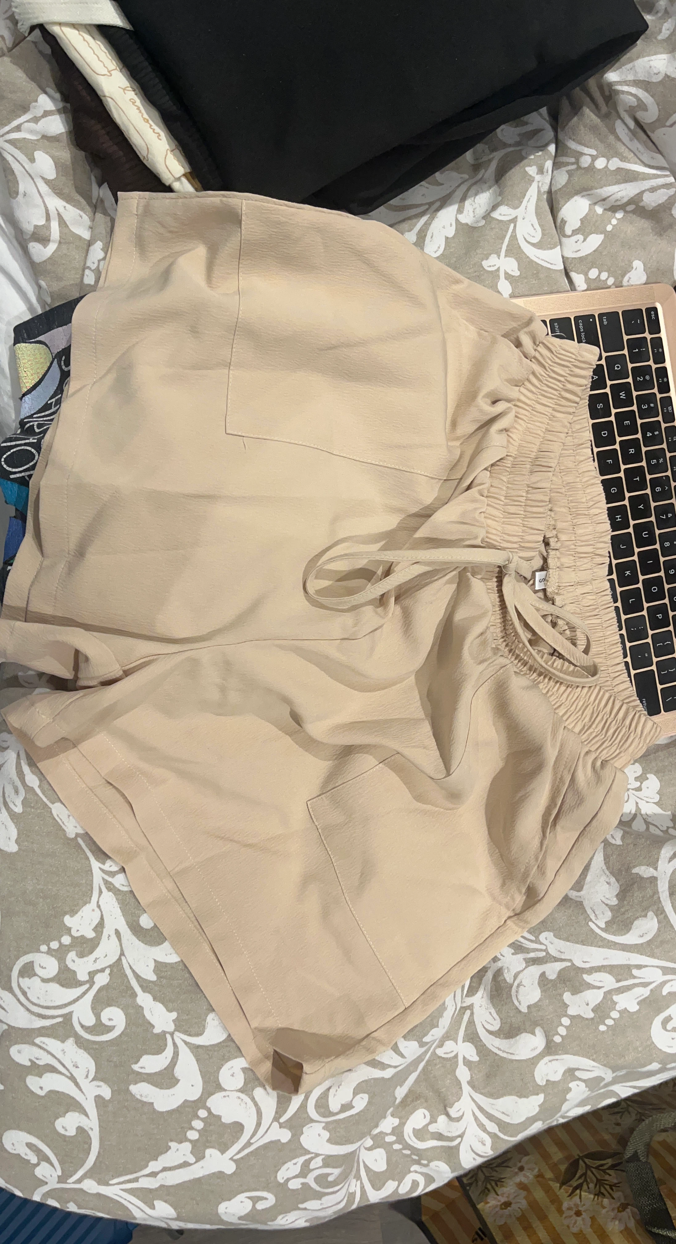 Lightweight Beige Shorts Size S
