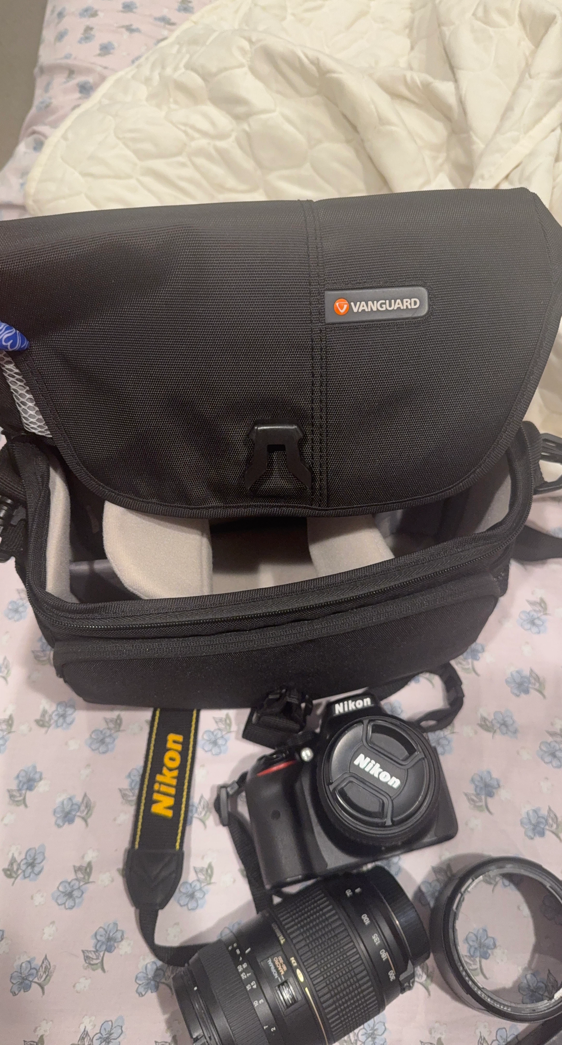 Vanguard Camera Bag with Nikon DSLR Camera and Lens