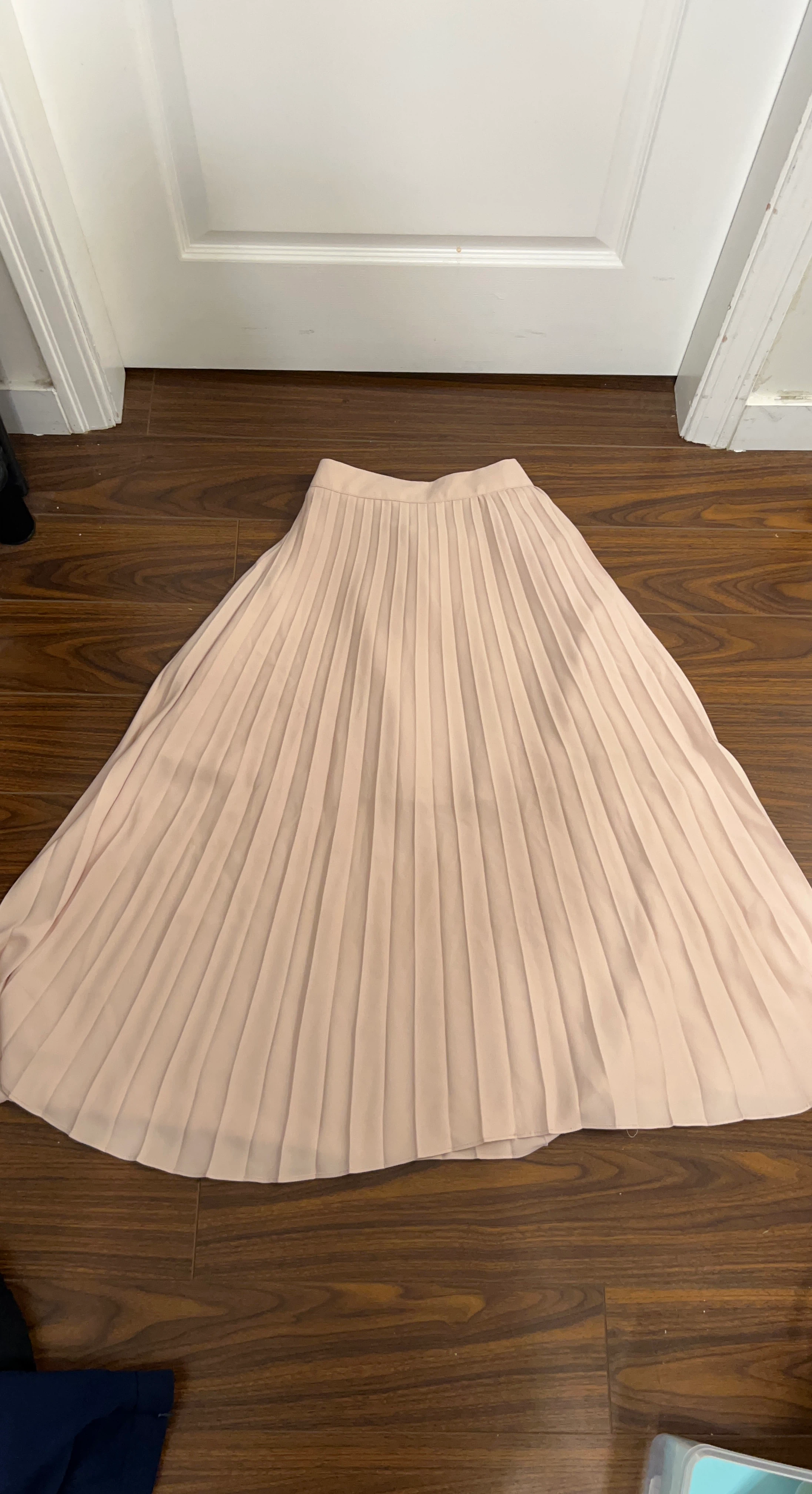 ⚽️ LOING Pleated Skirt