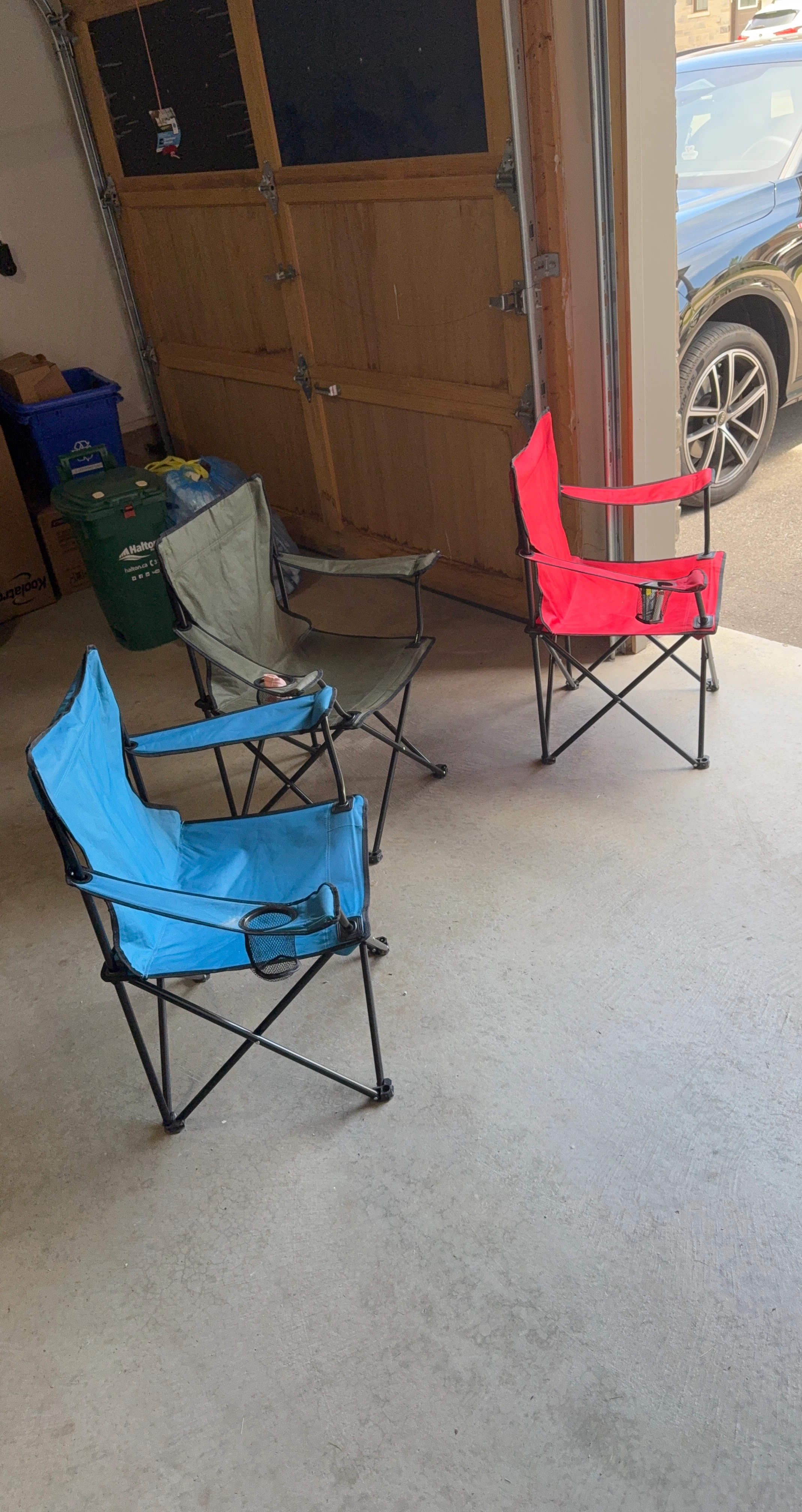 Set of 3 Camping Chairs - Blue, Red, and Green