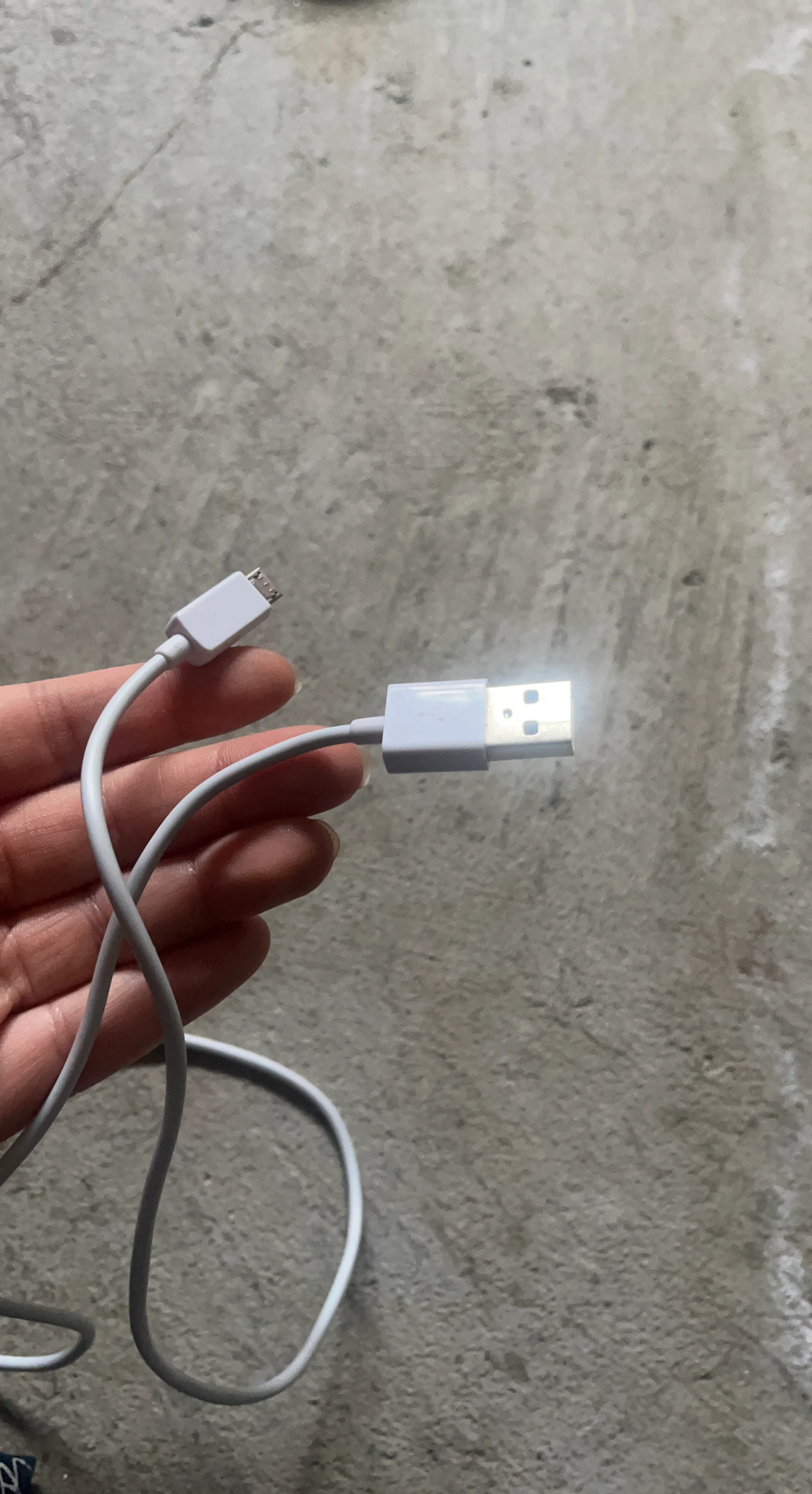 White USB to Micro USB Cable