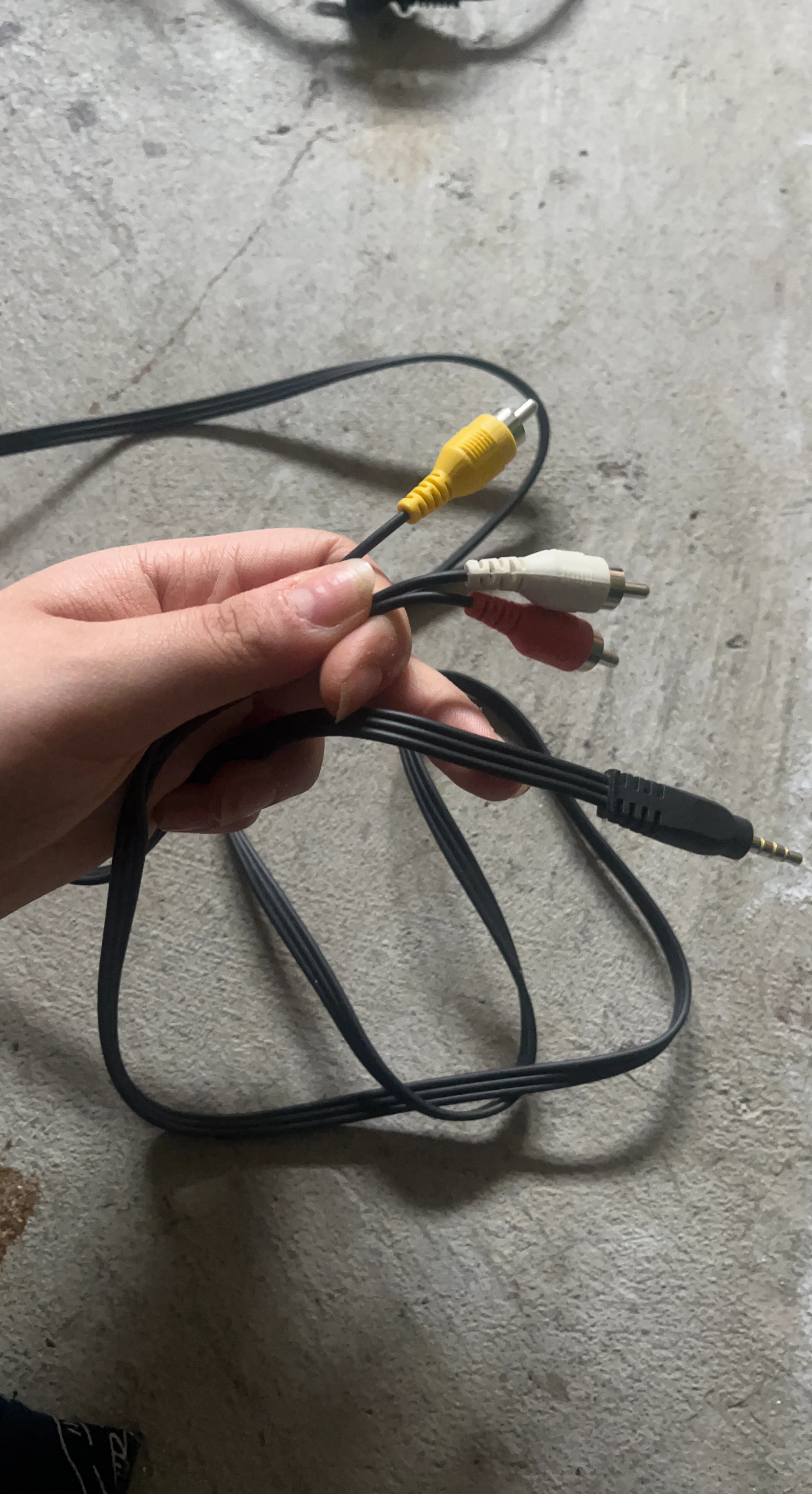 3.5mm Audio to RCA Composite AV Cable