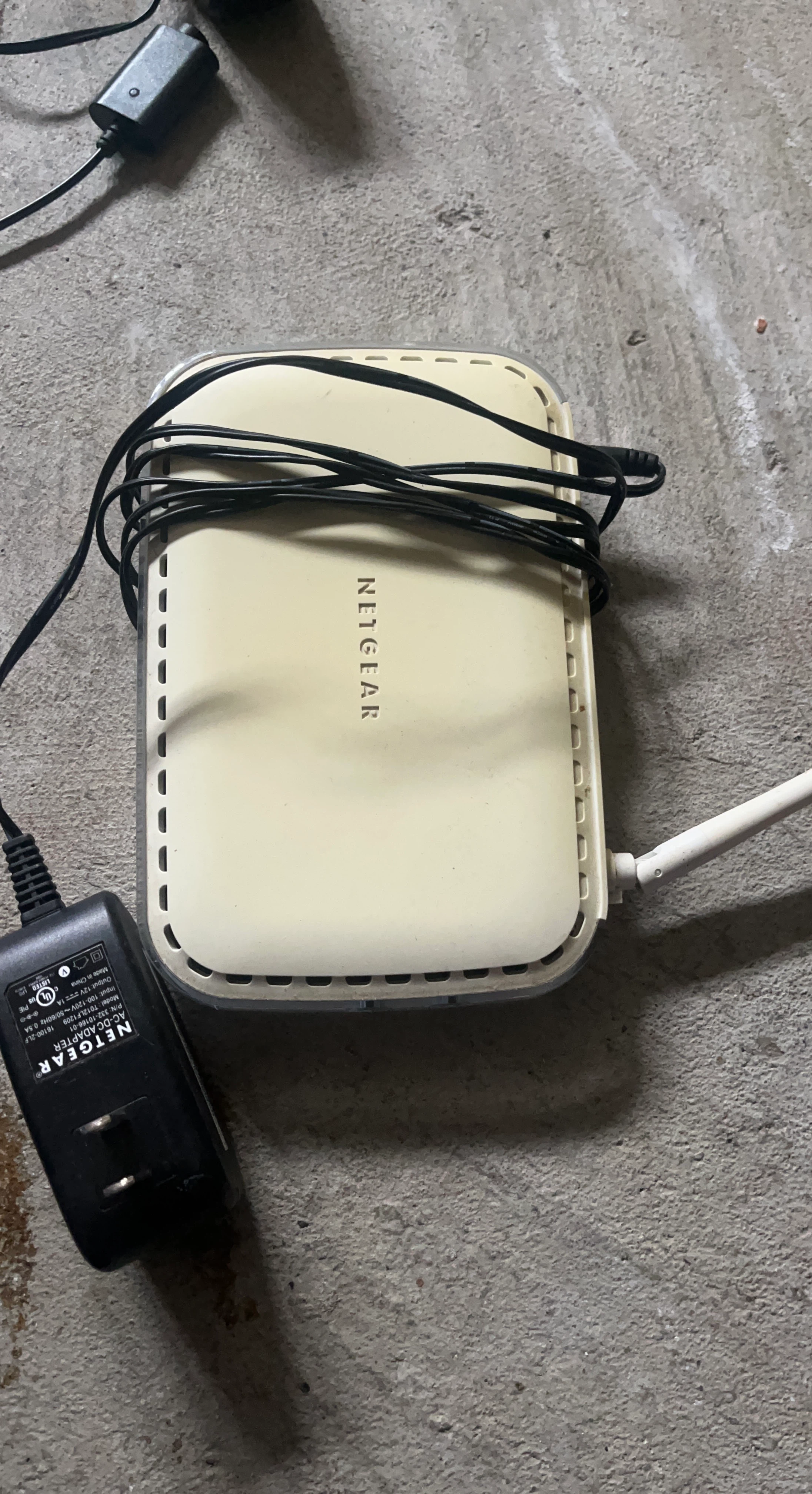 NETGEAR Wireless Router and AC-DC Adapter