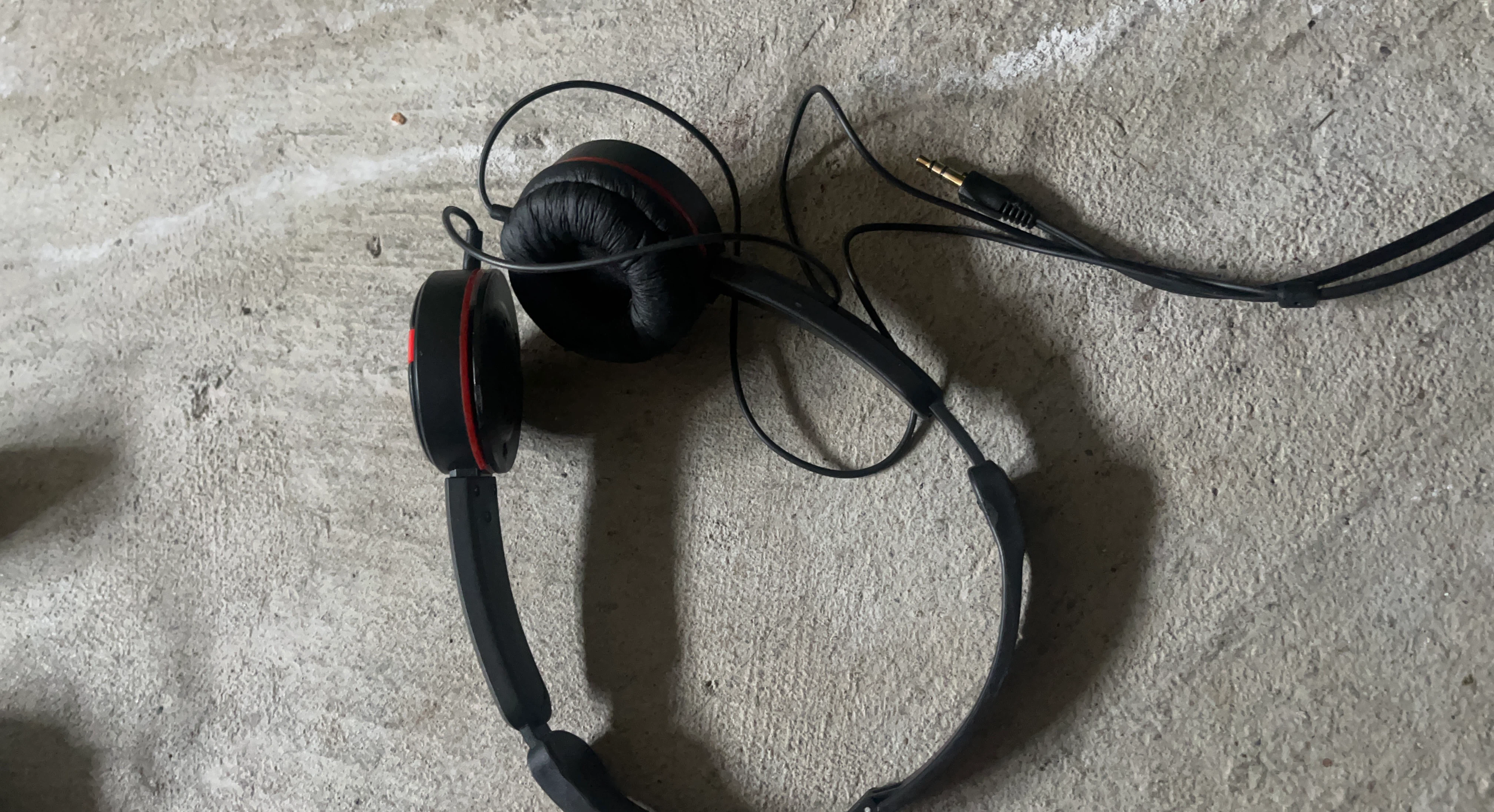 Black On-Ear Headphones with 3.5mm Jack