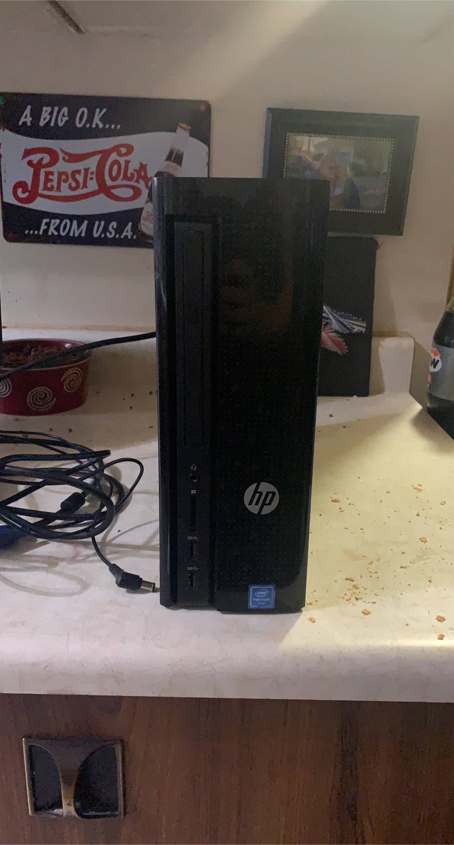 HP Desktop Computer with Intel Pentium