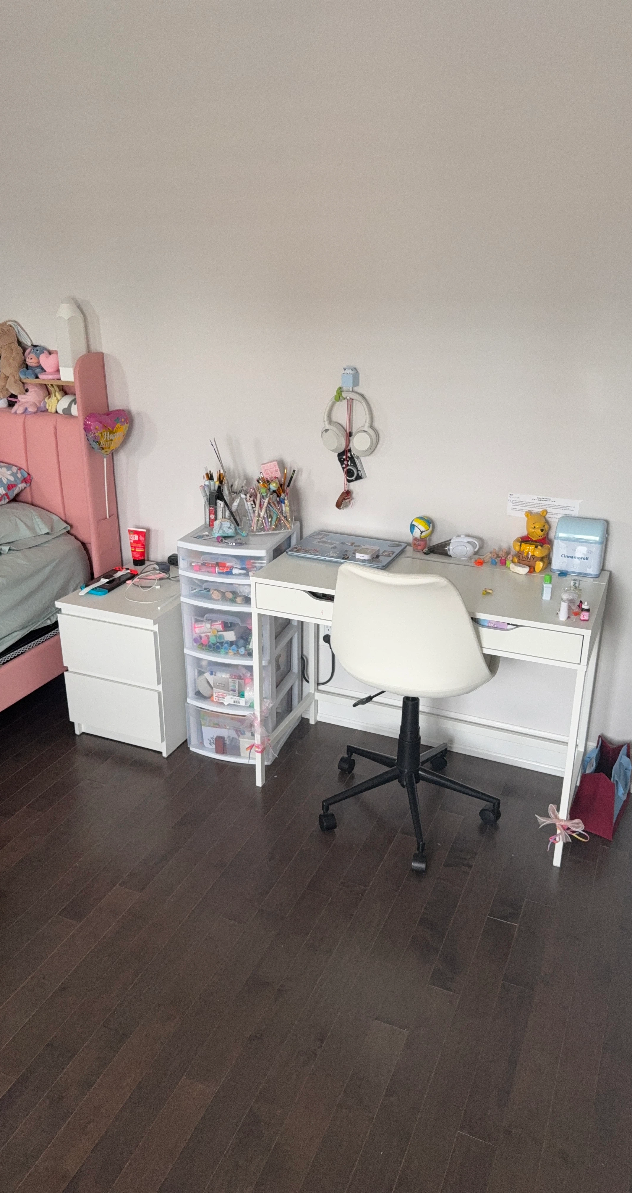 White Desk with Drawer and Storage Organizer