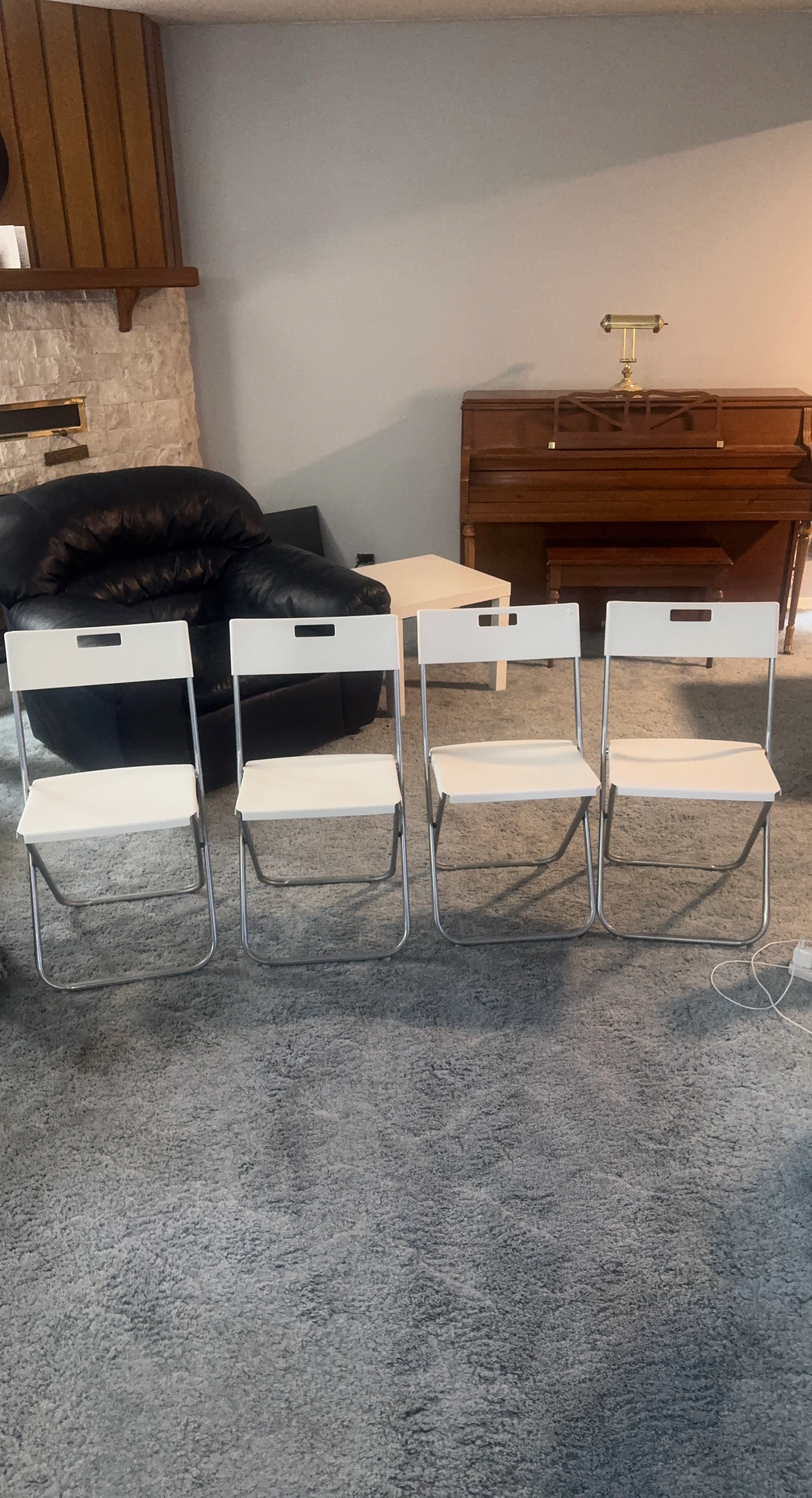 Set of 4 White Folding Chairs