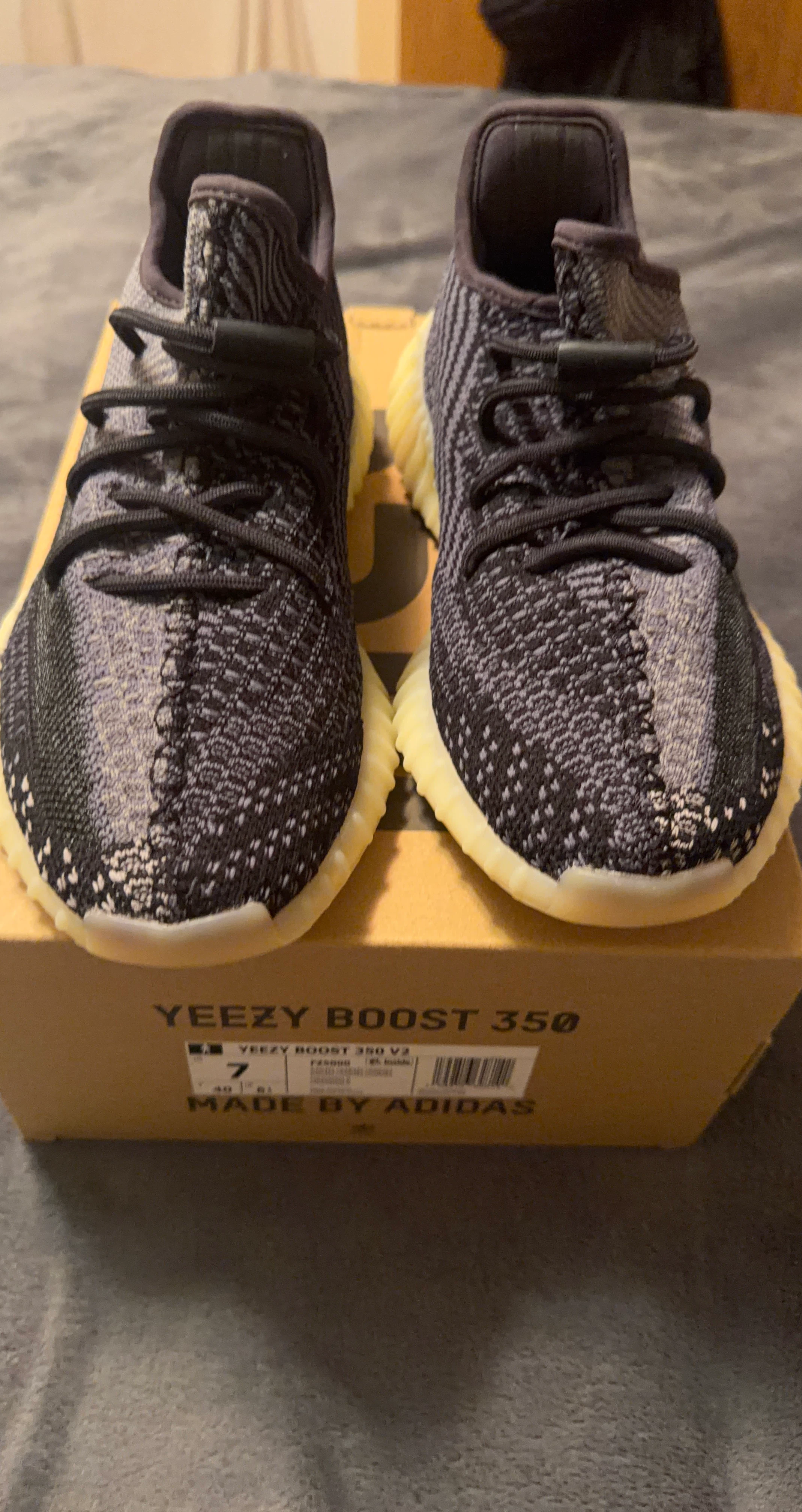 Adidas Yeezy Boost 350 V2