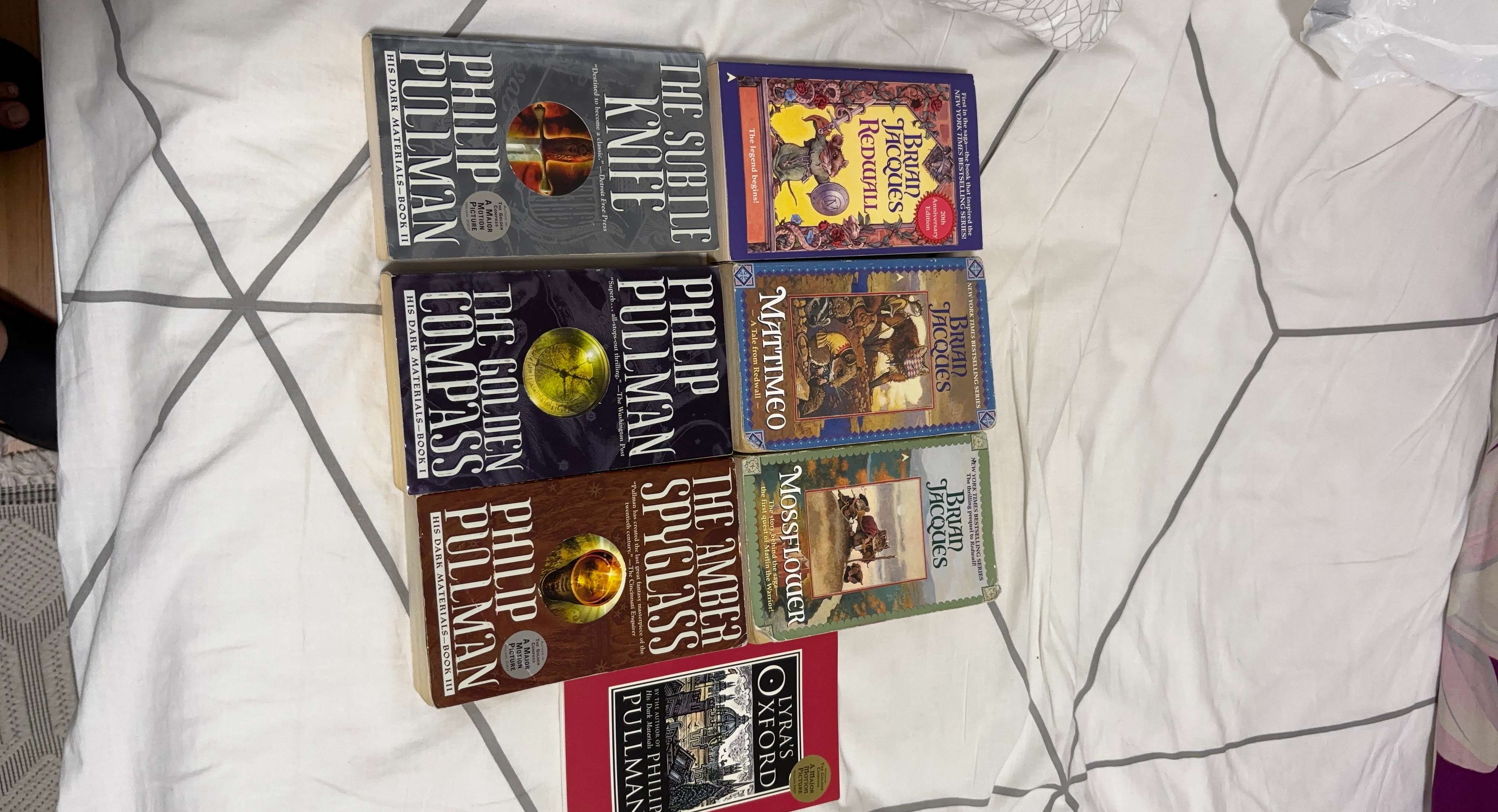 Philip Pullman His Dark Materials & Brian Jacques Redwall Books