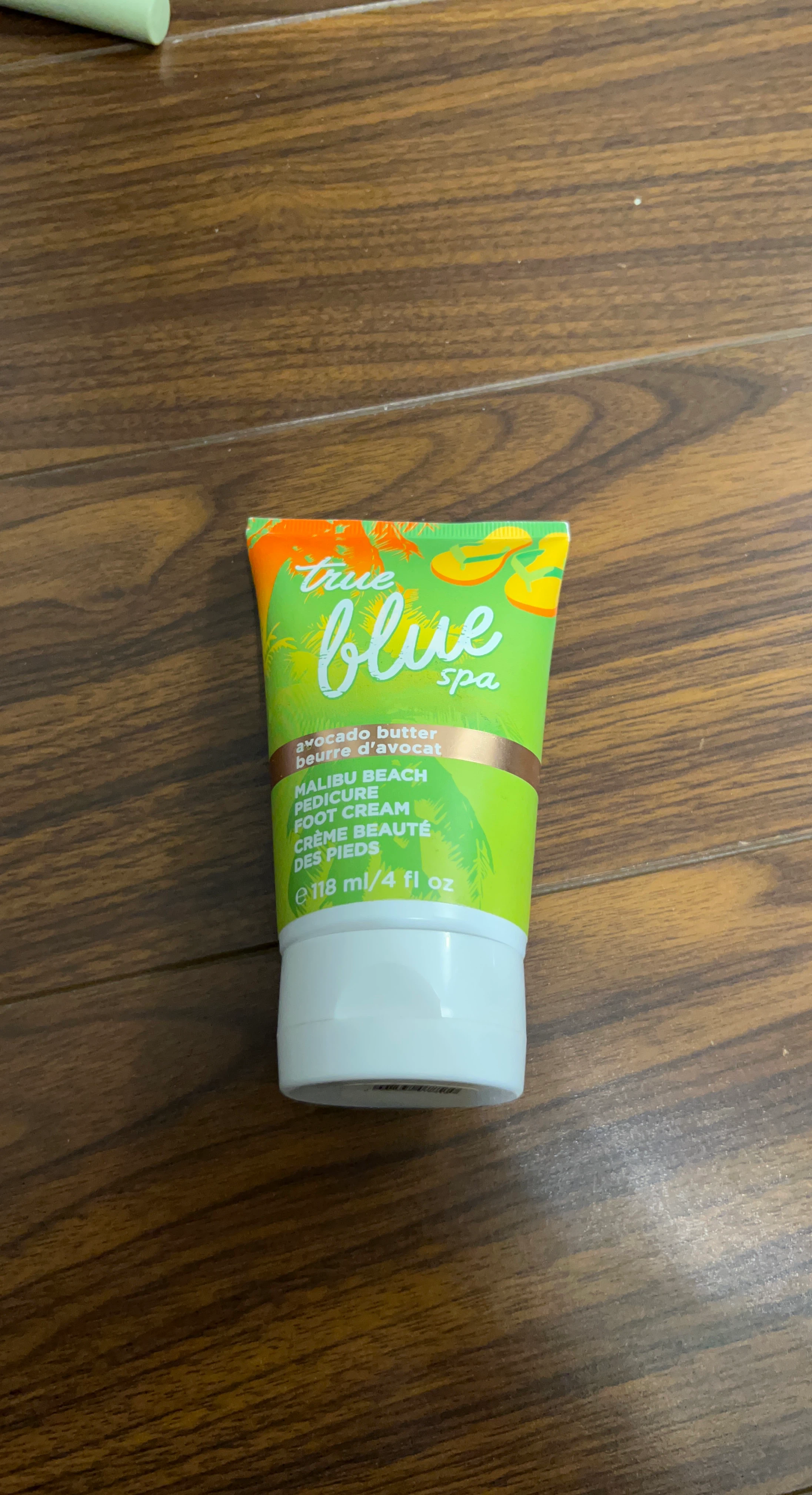 ⚽️ True Blue Spa Malibu Peach Foot Cream 118ml