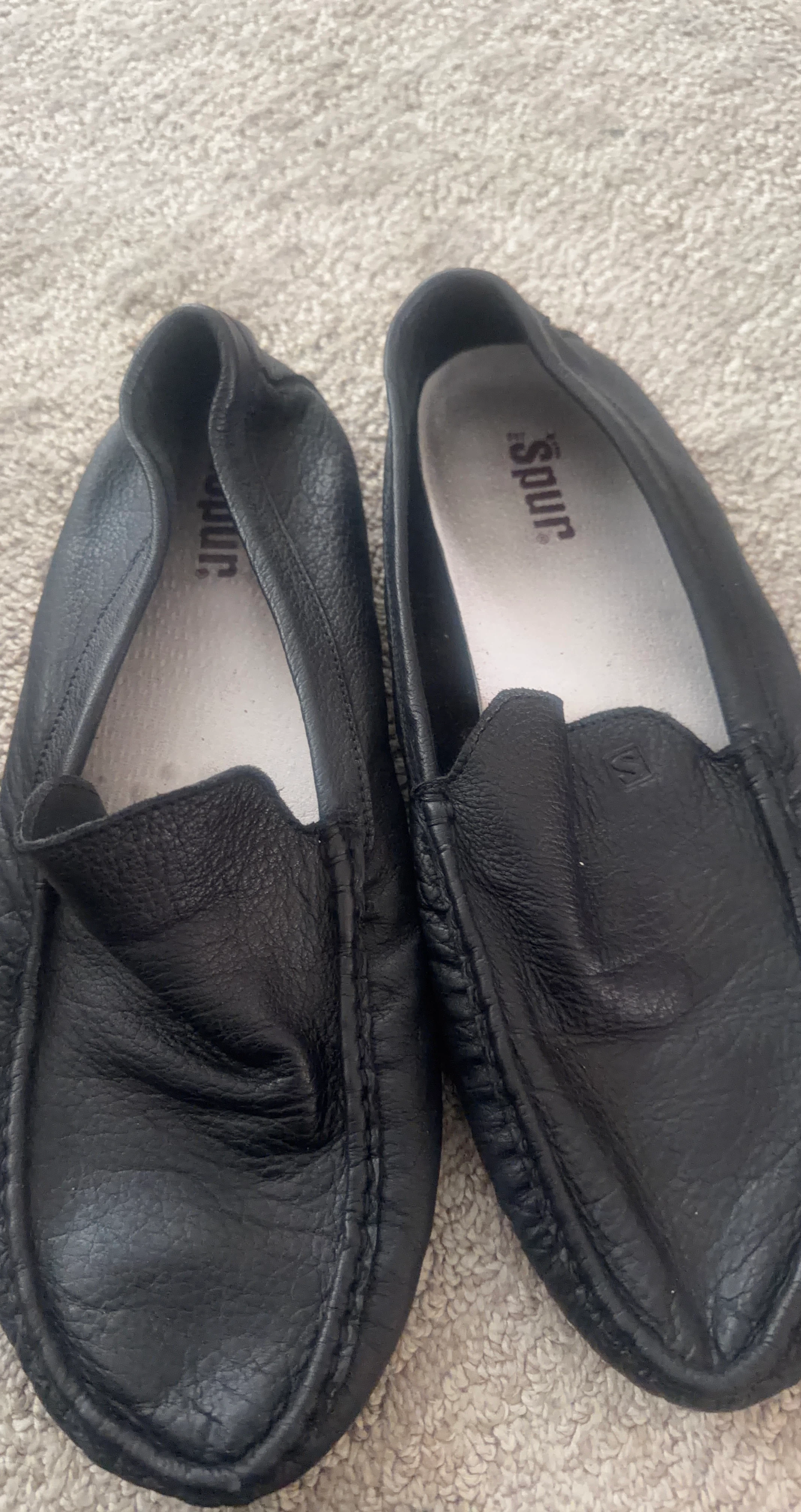 Spur Black Leather Moccasins