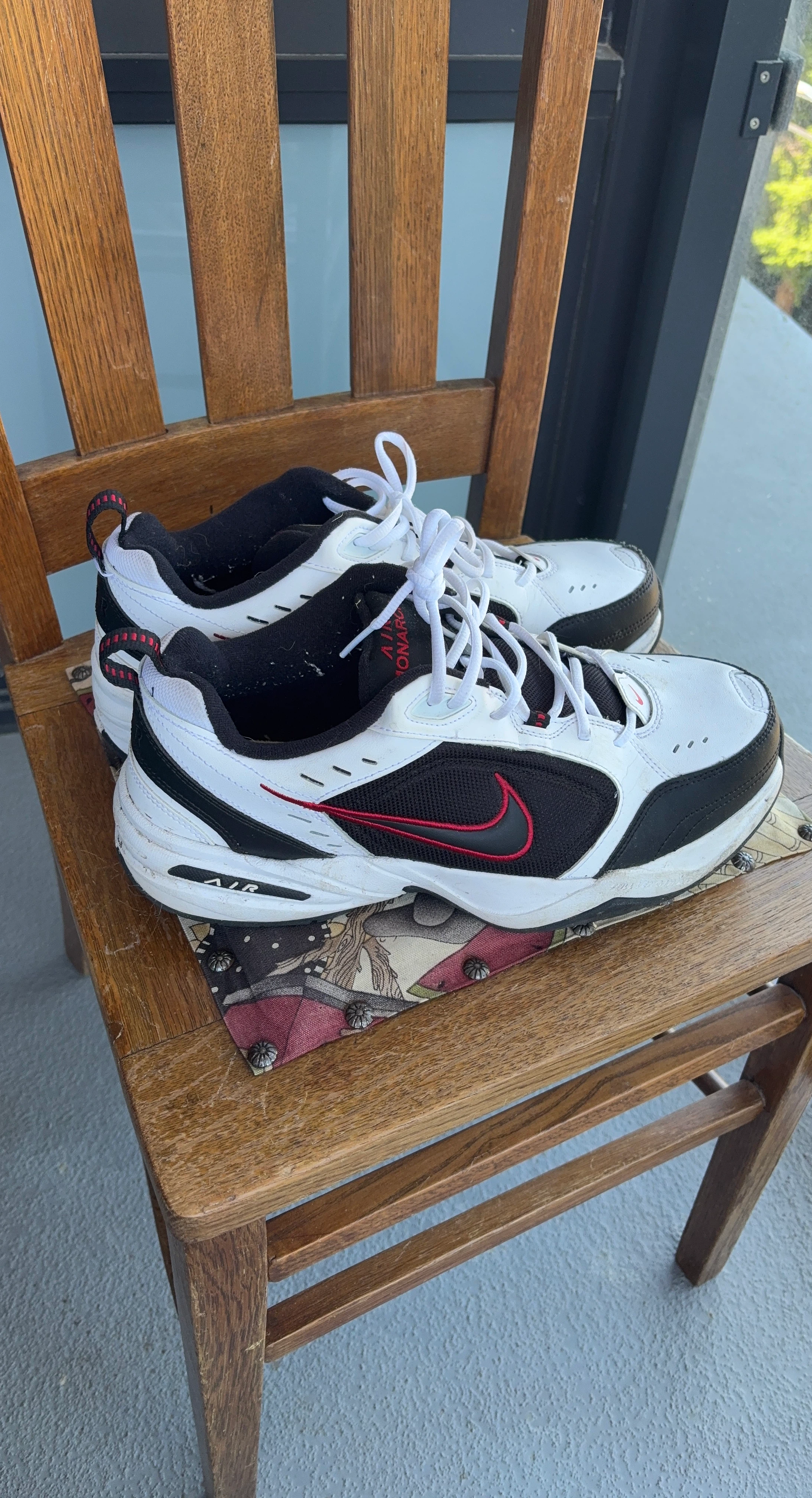 Nike Air Monarch IV Men's White/Black Sneakers