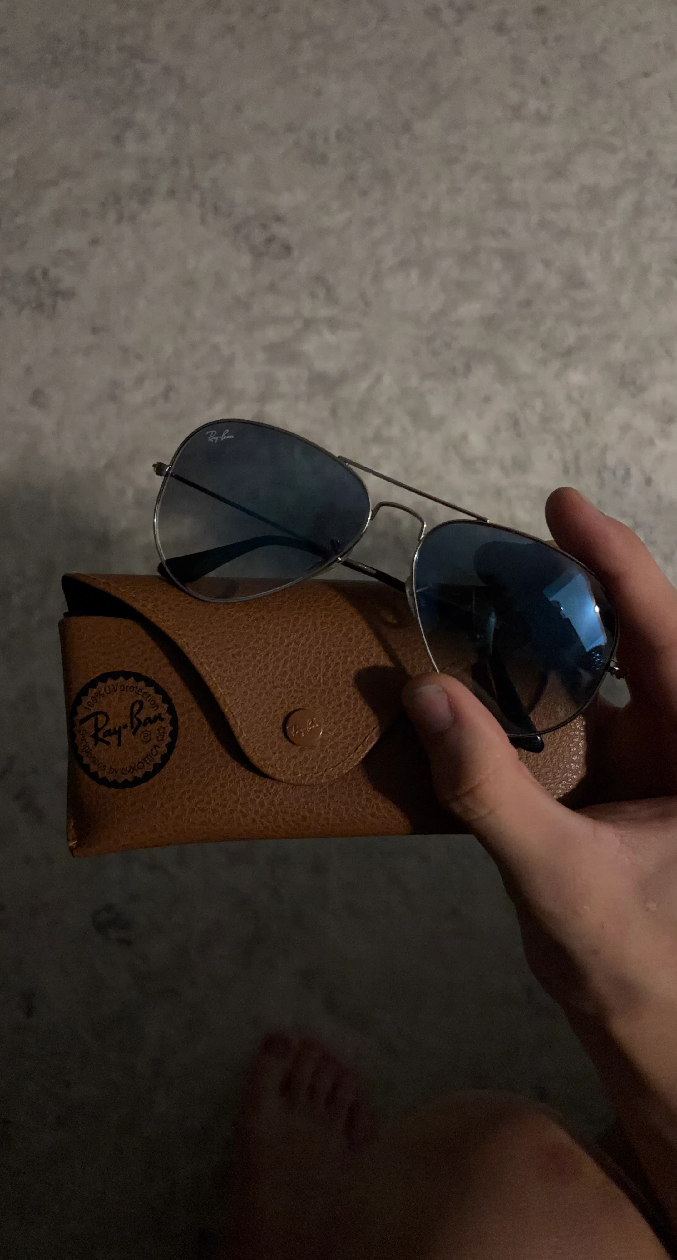 Ray-Ban Aviator Sunglasses with Case