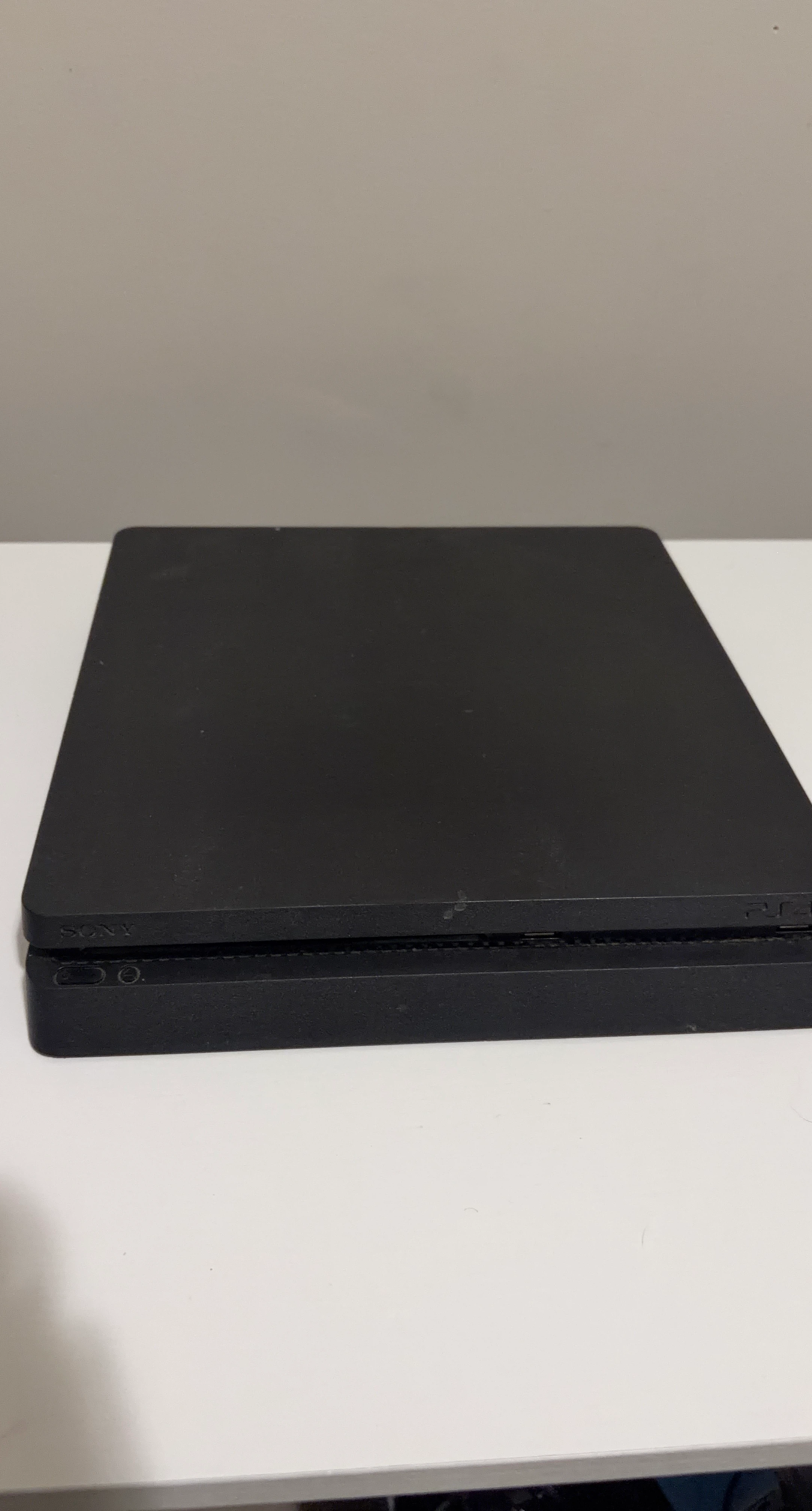 Sony PlayStation 4 Slim Console