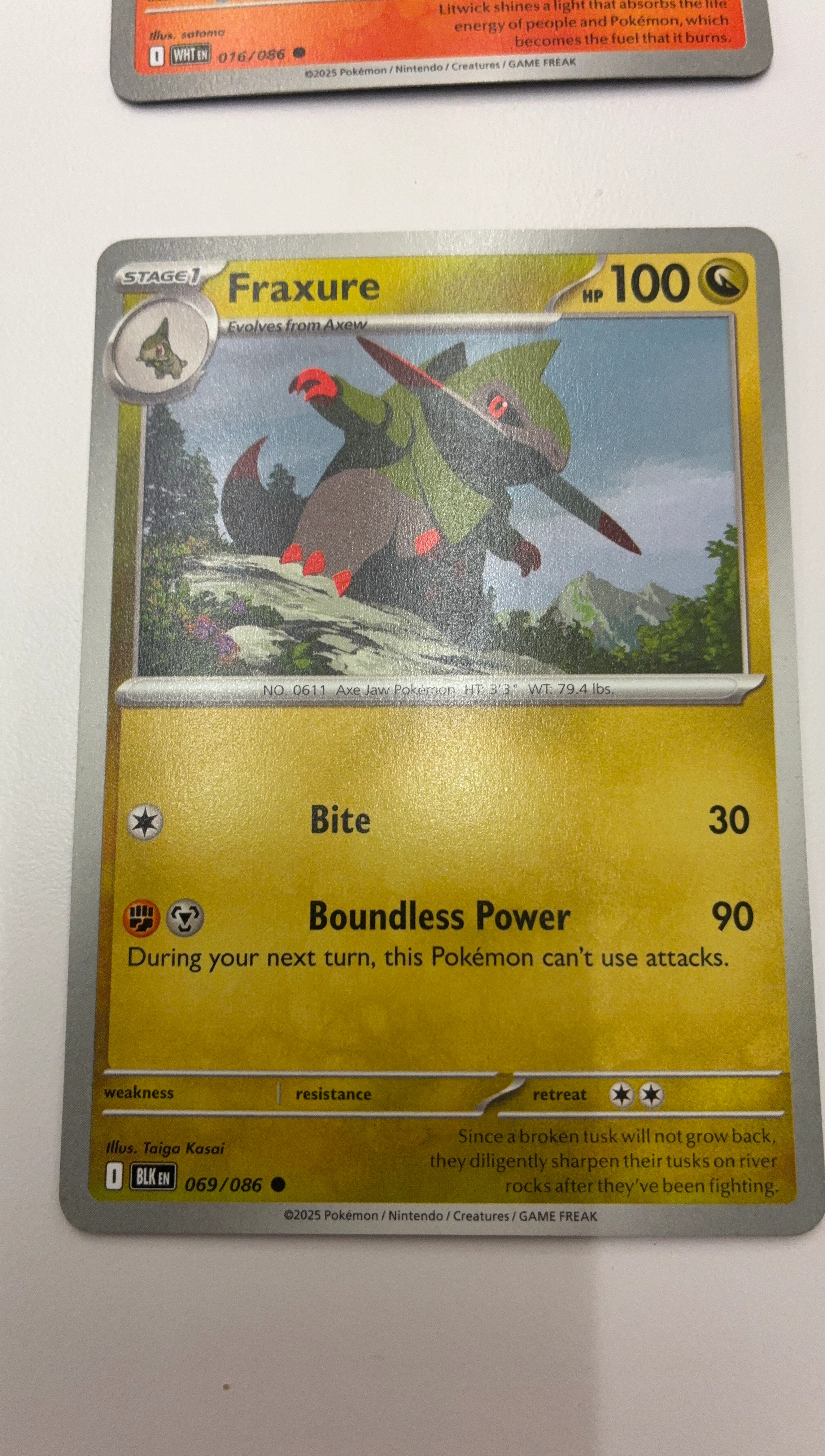 Pokemon Fraxure Trading Card 069/086