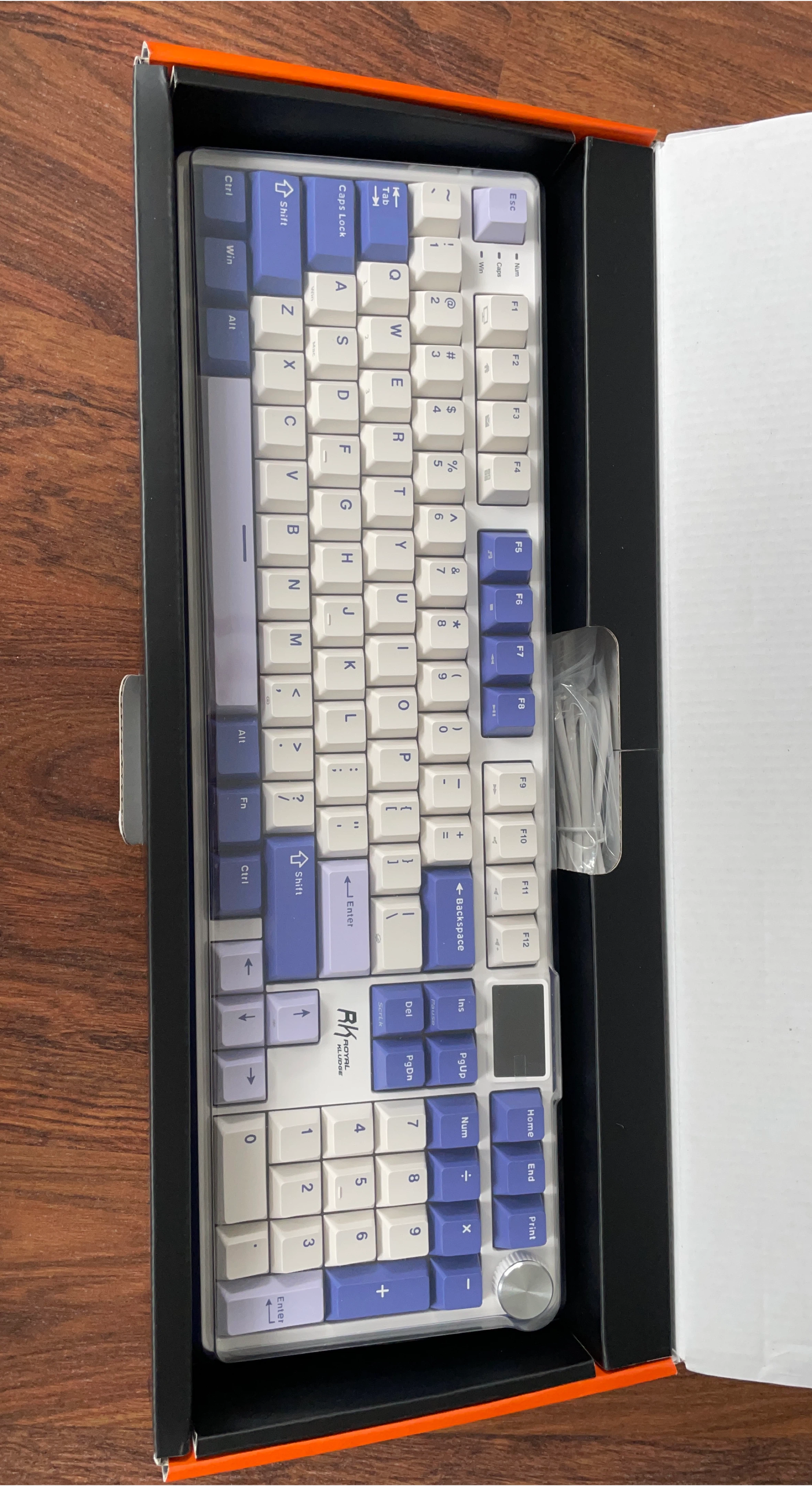 ⚽ Royal Kludge Mechanical Keyboard