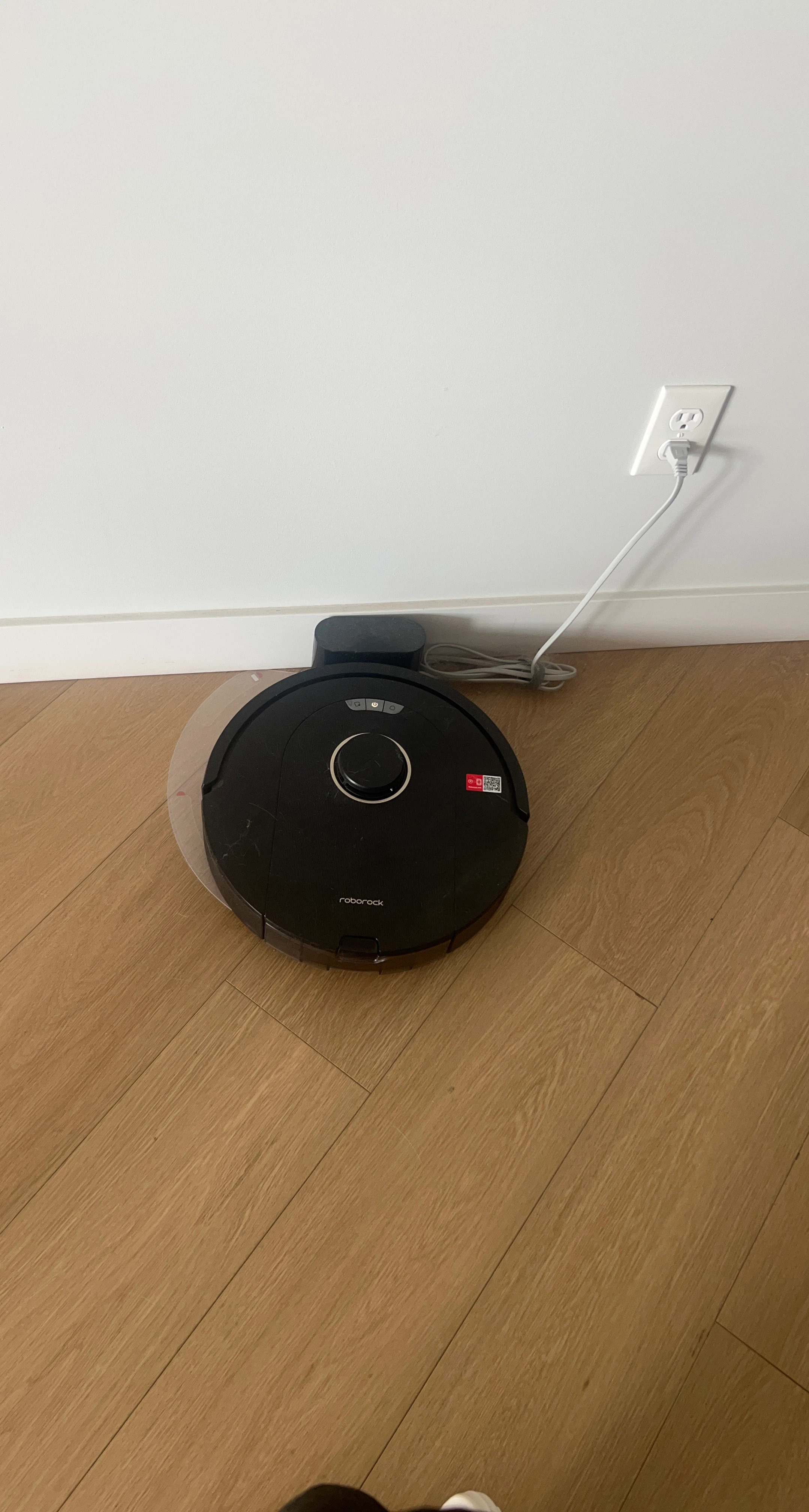 Roborock Black Robot Vacuum Q5 pro
