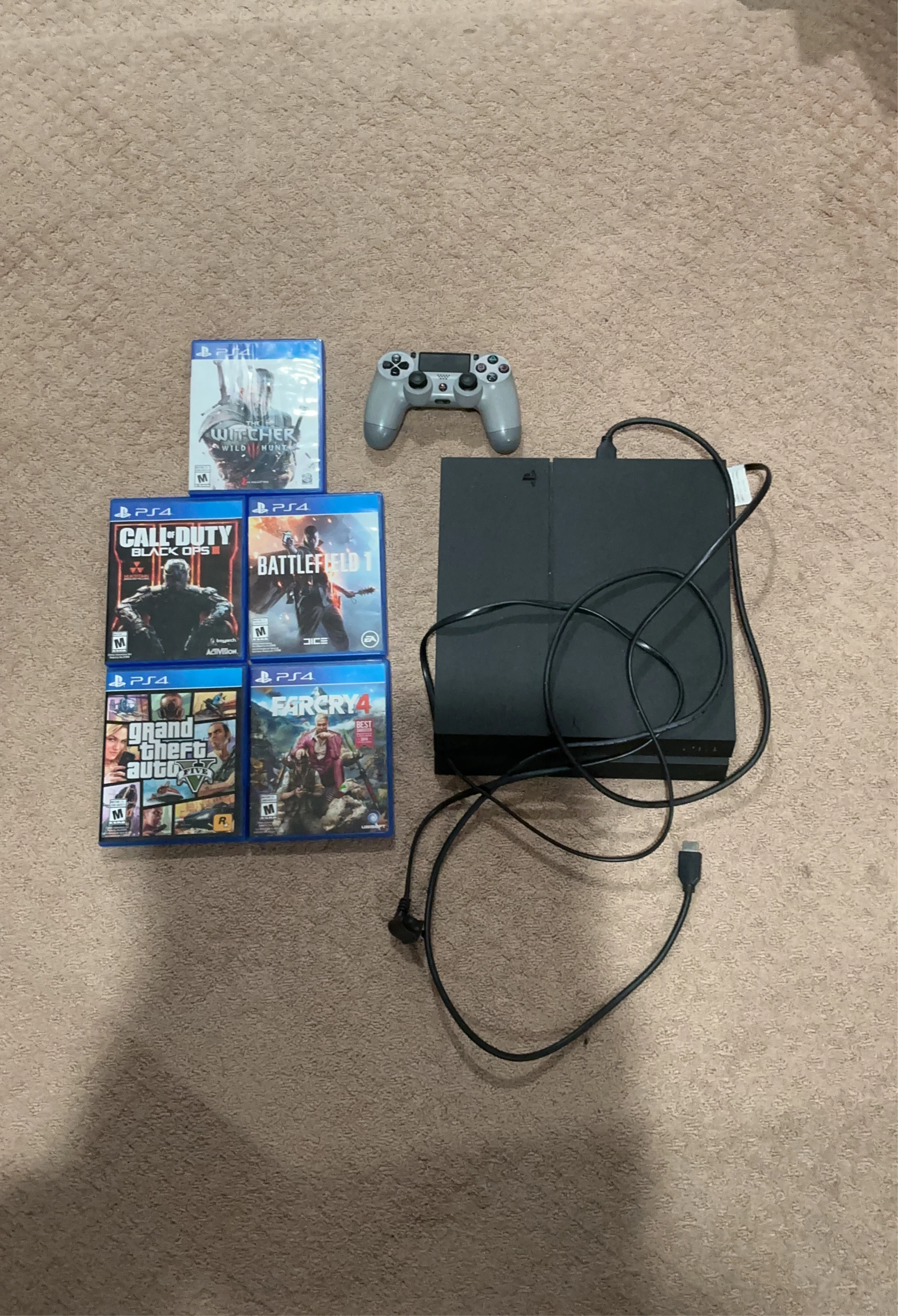 PlayStation 4 Console with 5 Games and Controller