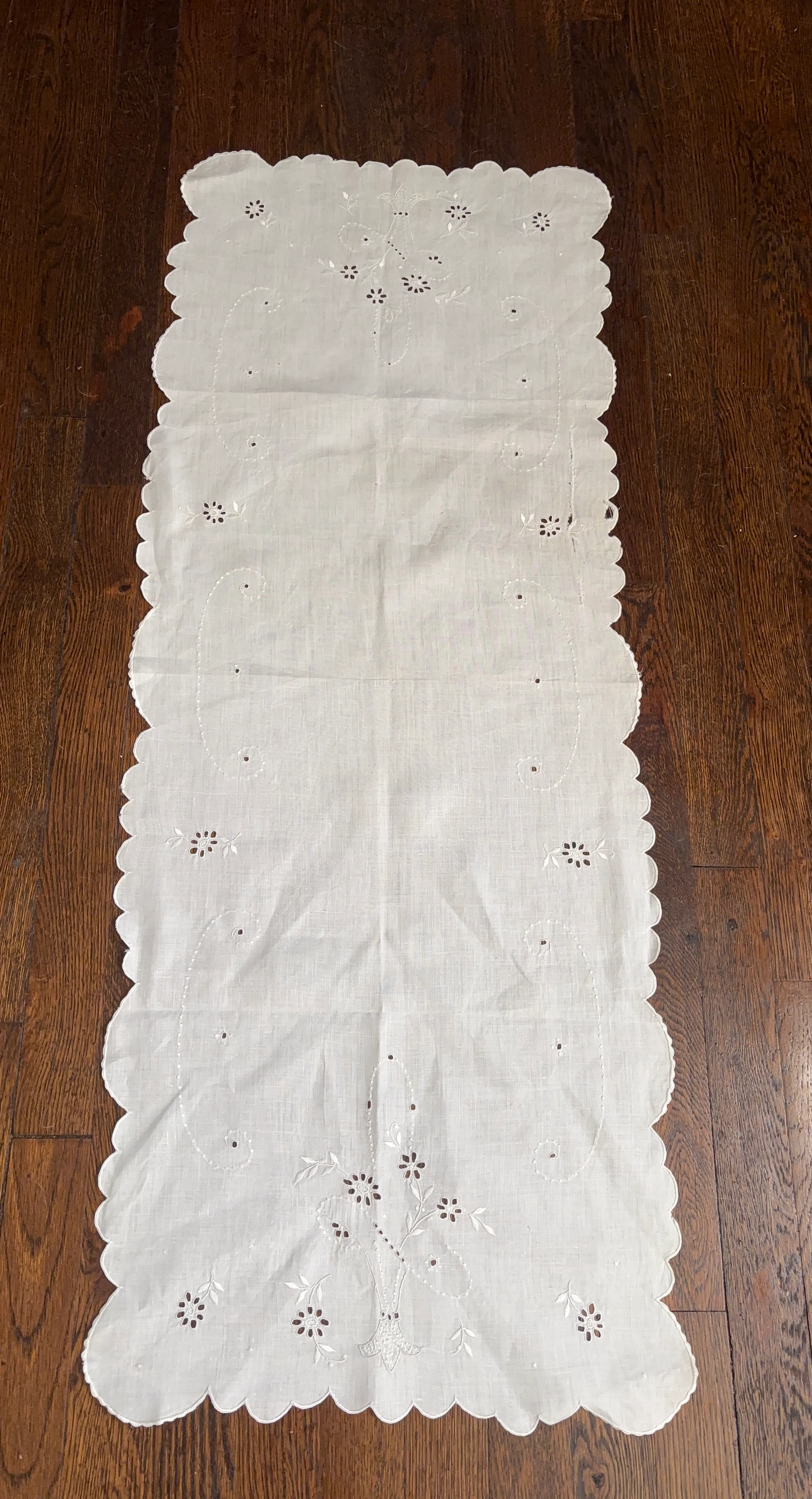 White Embroidered Table Runner Scalloped Edge