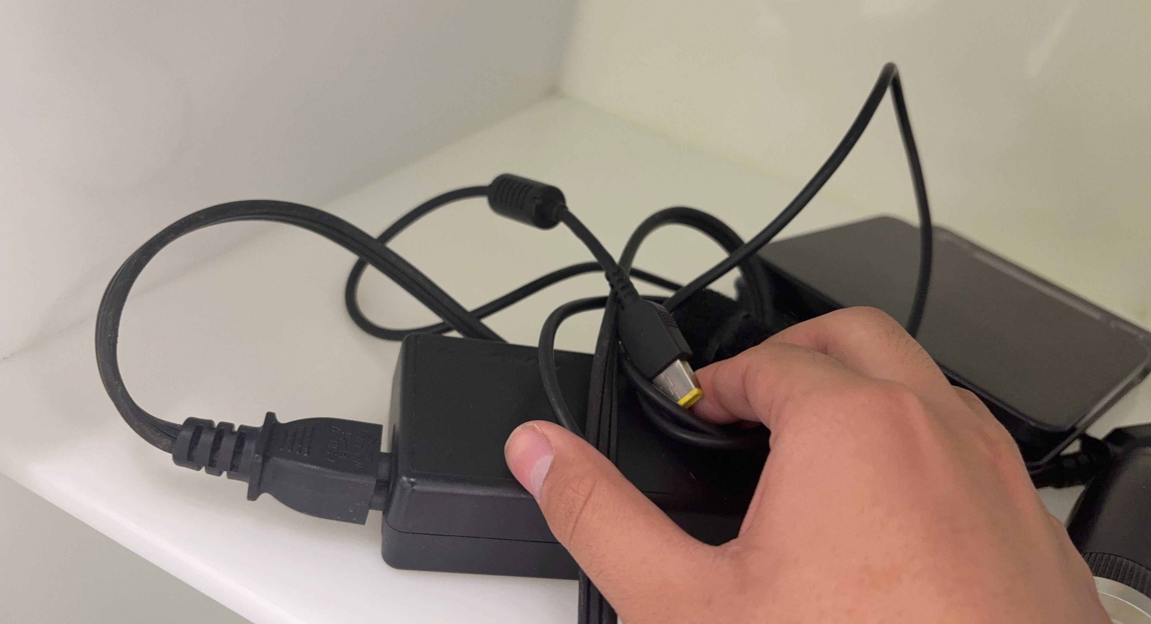 Laptop Power Adapter
