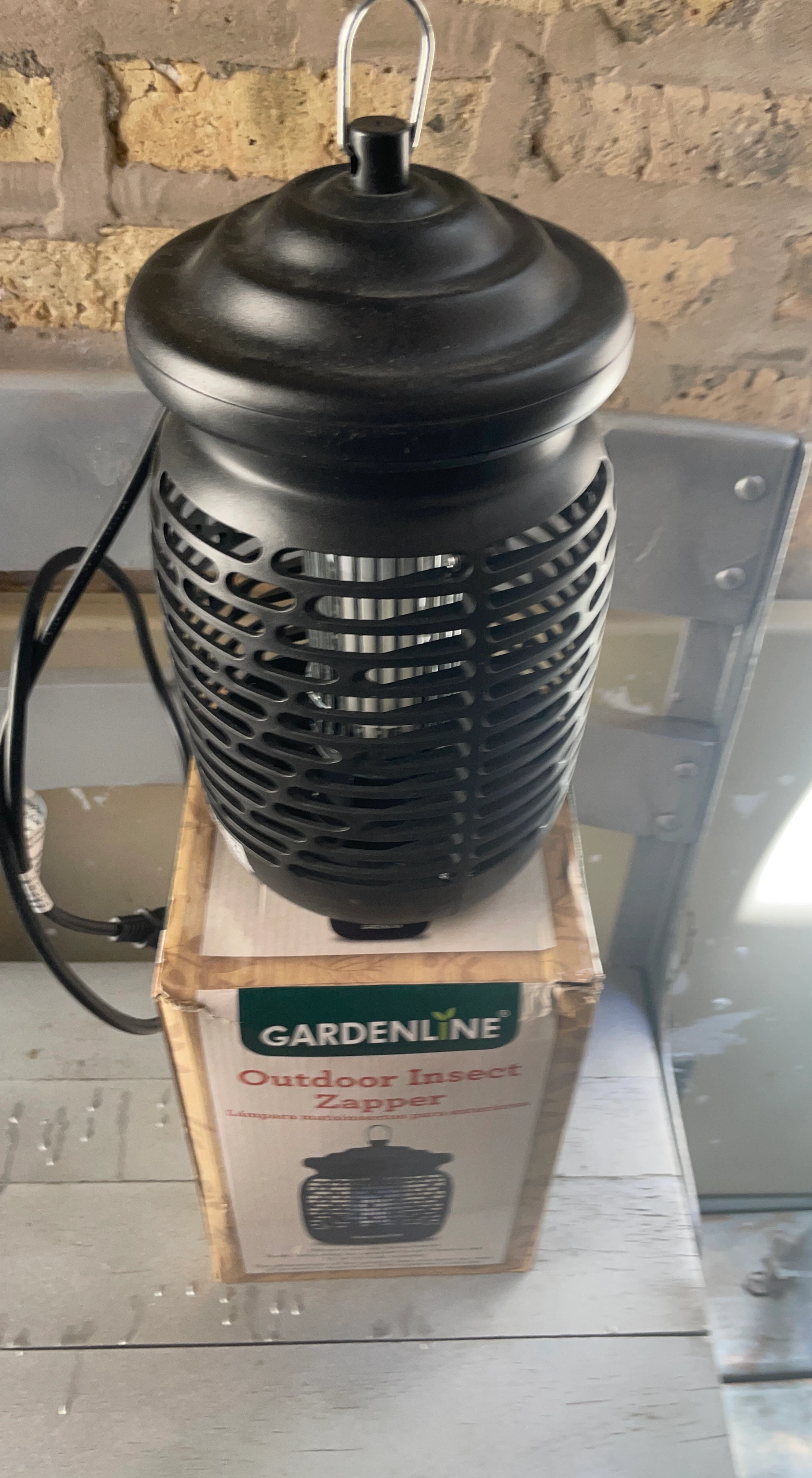 Gardenline Outdoor Insect Zapper