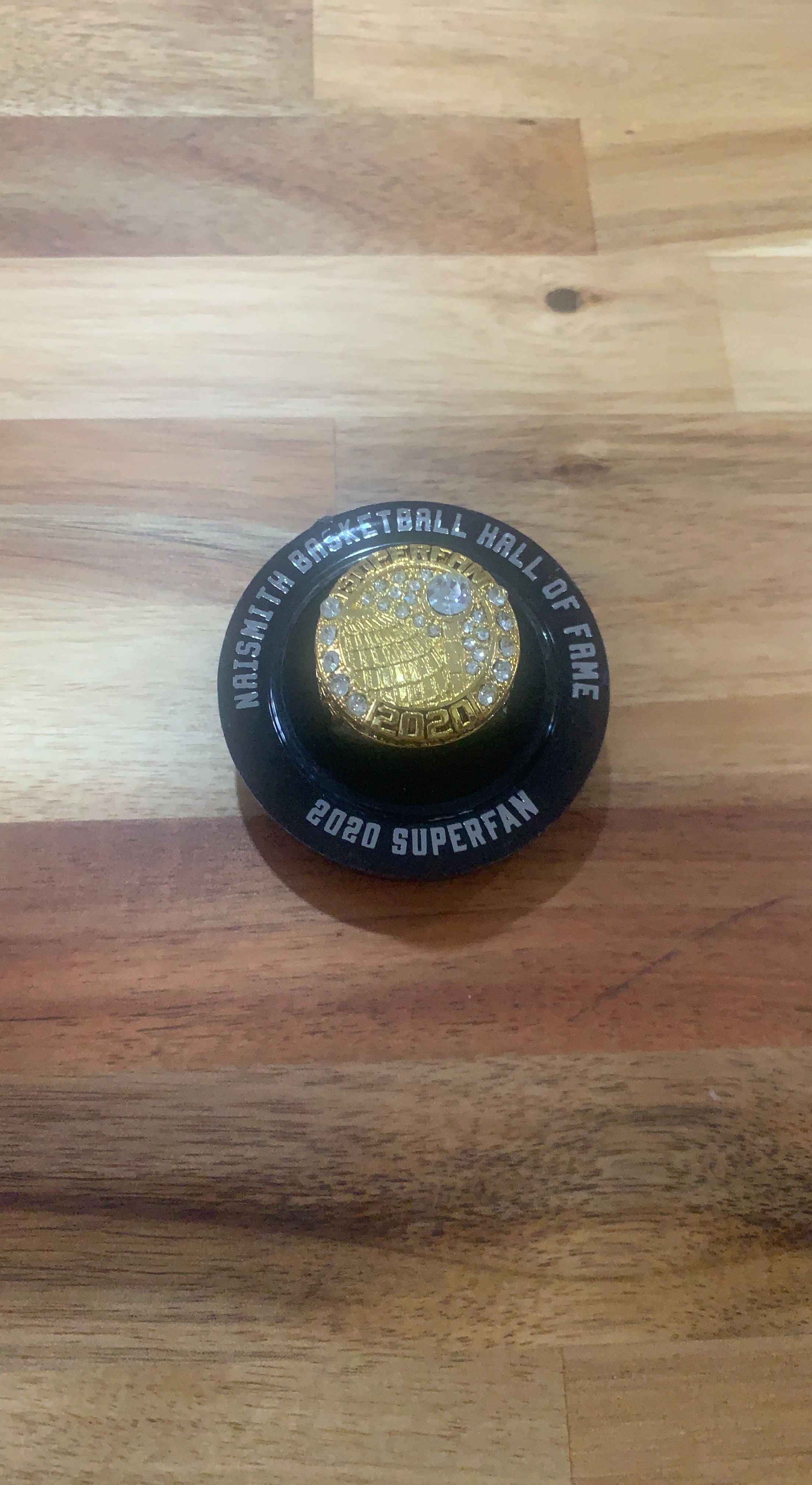 Naismith Basketball Hall of Fame 2020 Superfan Medal