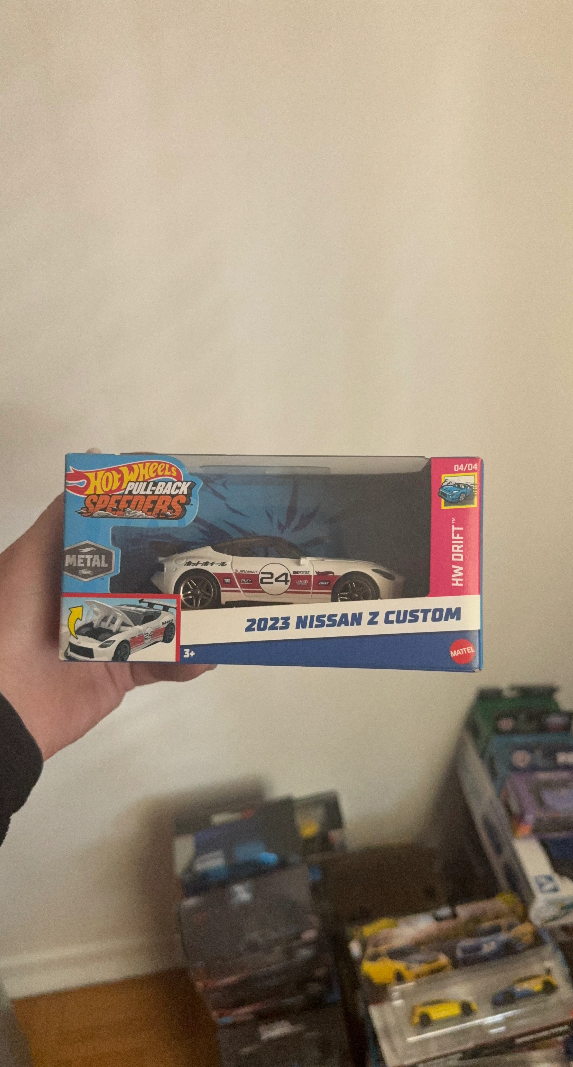 Hot Wheels 2023 Nissan Z Custom Pull-Back Speeders Toy Car