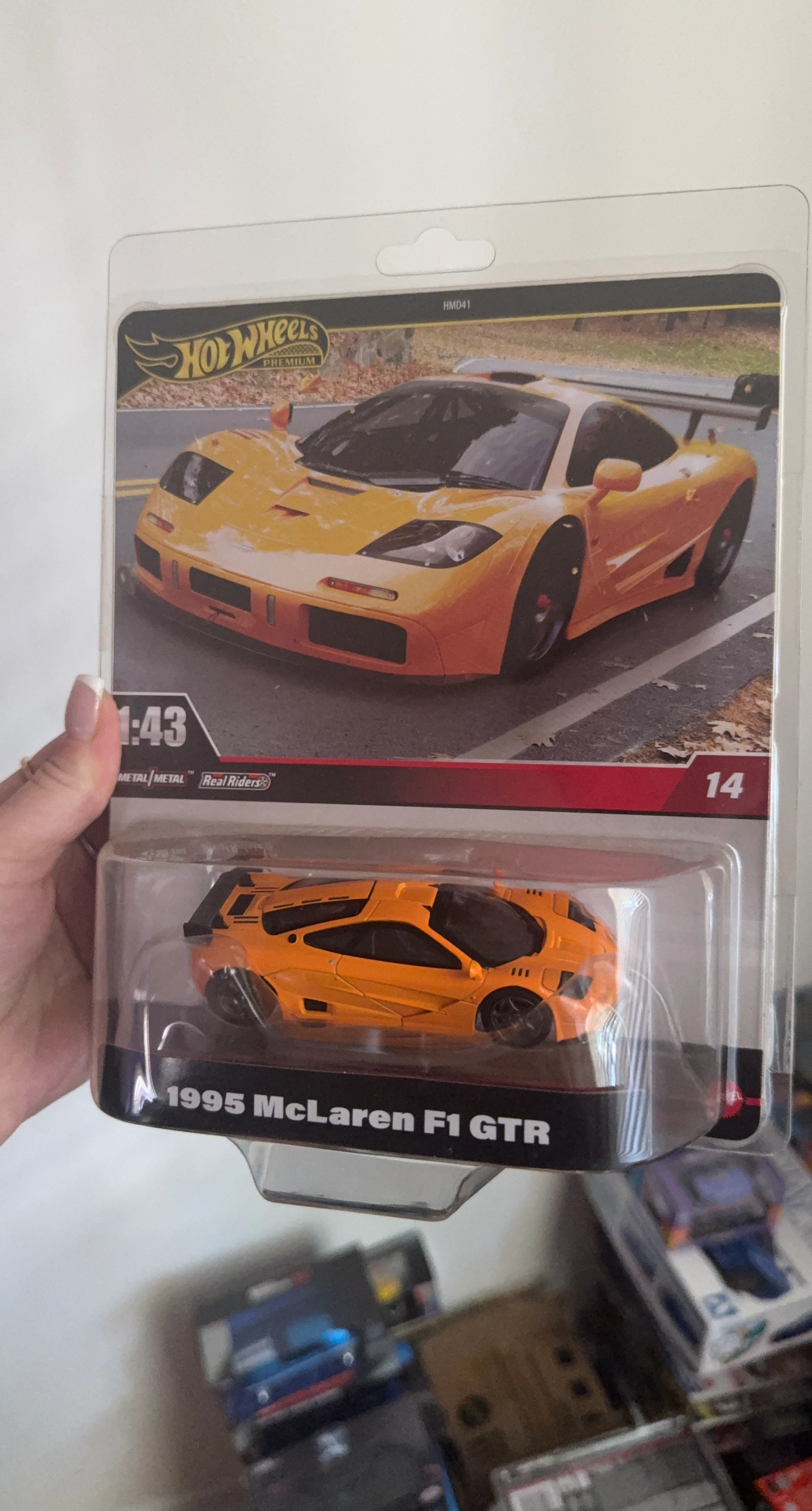 Hot Wheels Premium 1995 McLaren F1 GTR 1:43