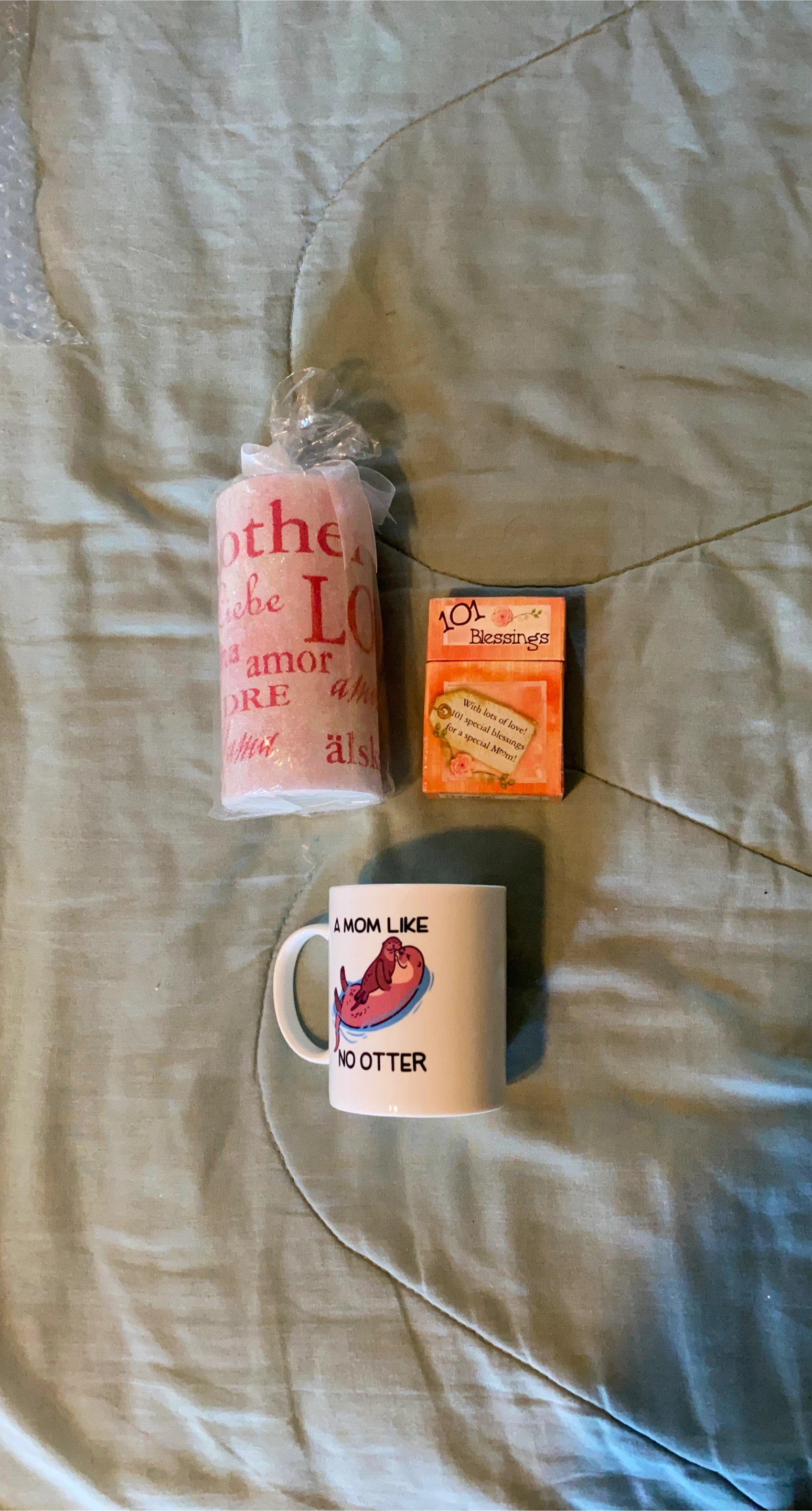 Mother's Day Candle, Blessing Box & "A Mom Like No Otter" Mug