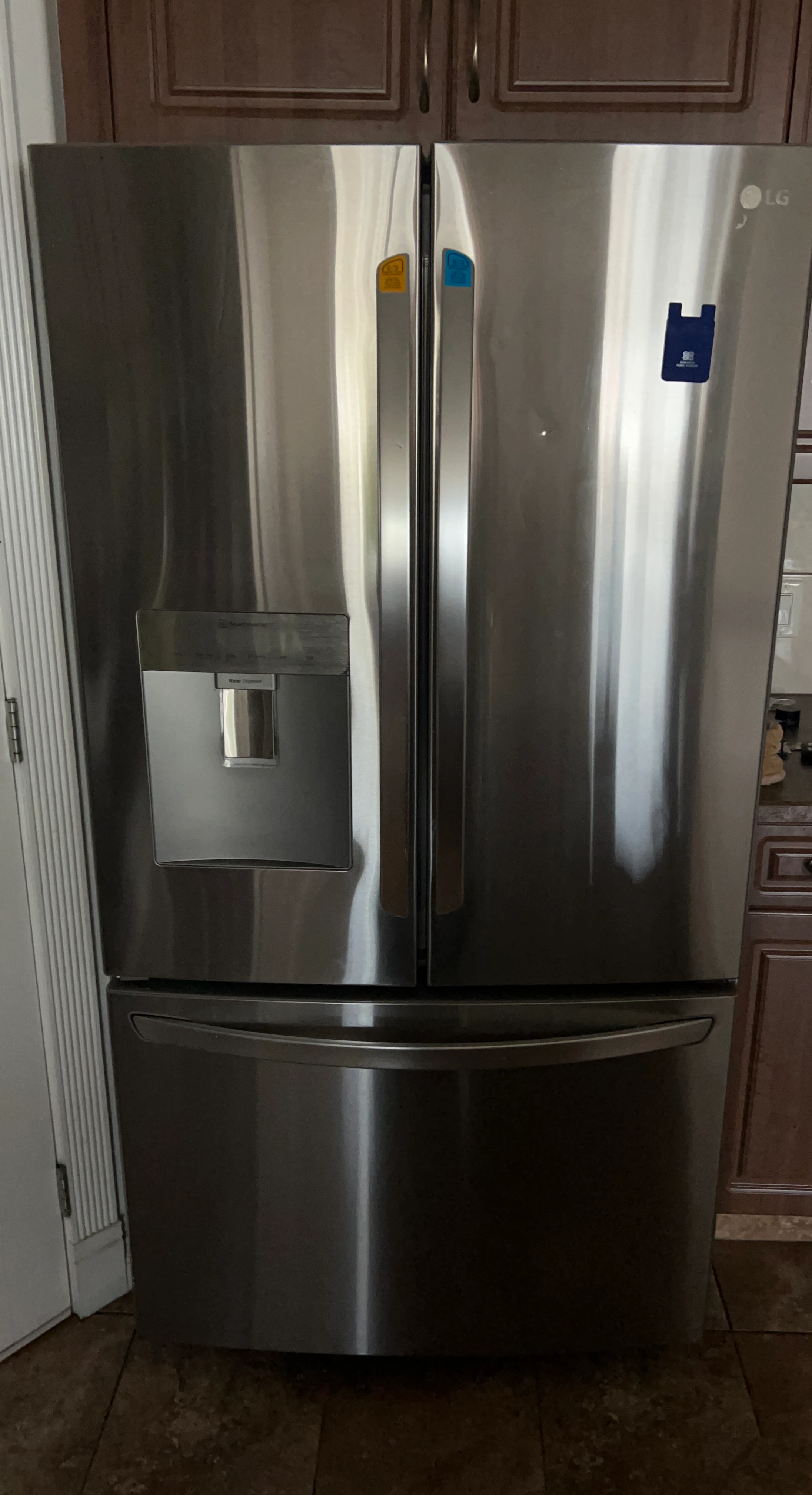 LG Stainless Steel French Door Refrigerator with Water Dispenser