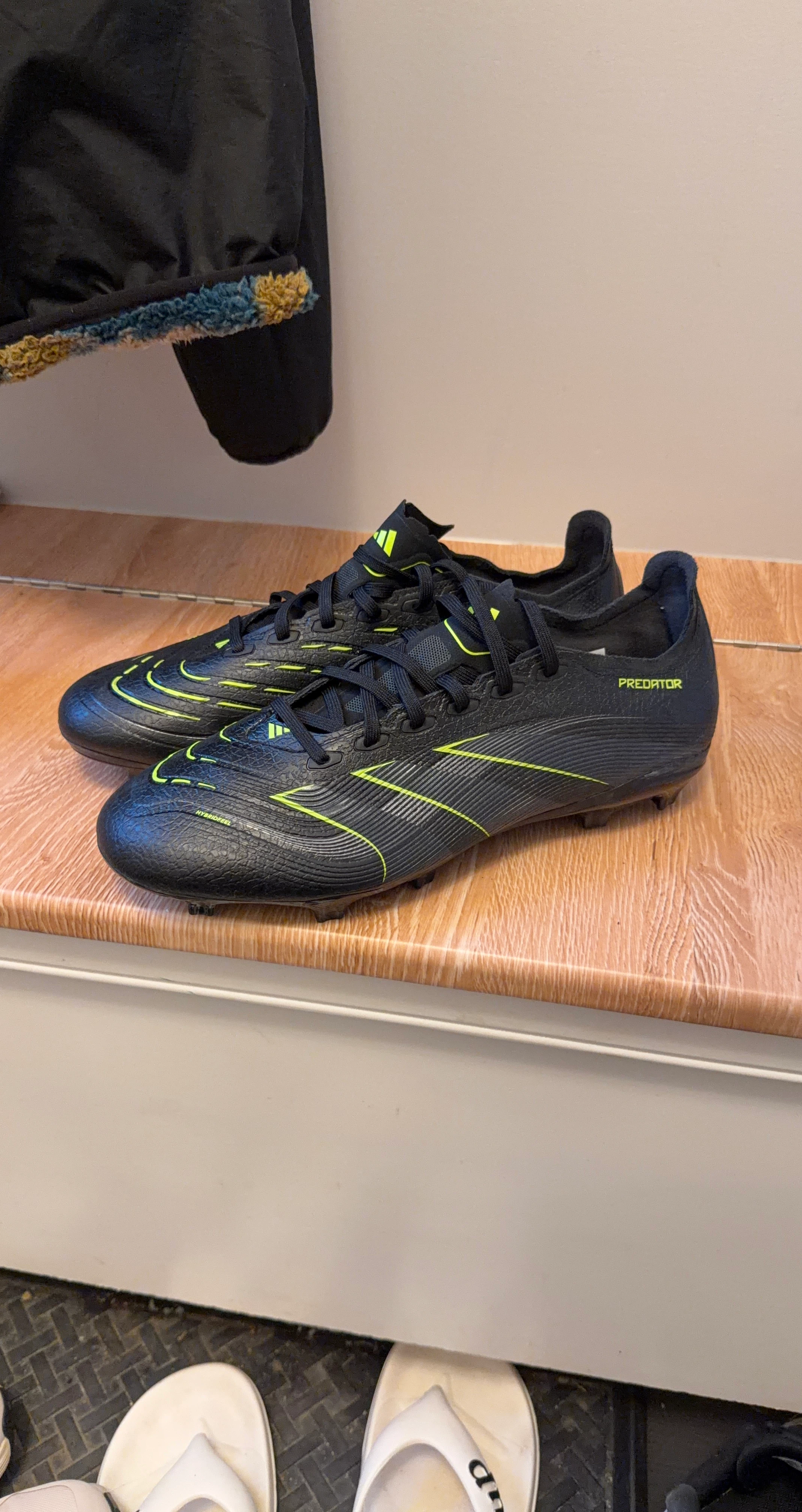 Adidas Predator League Firm/Muti-Ground Soccer Cleats