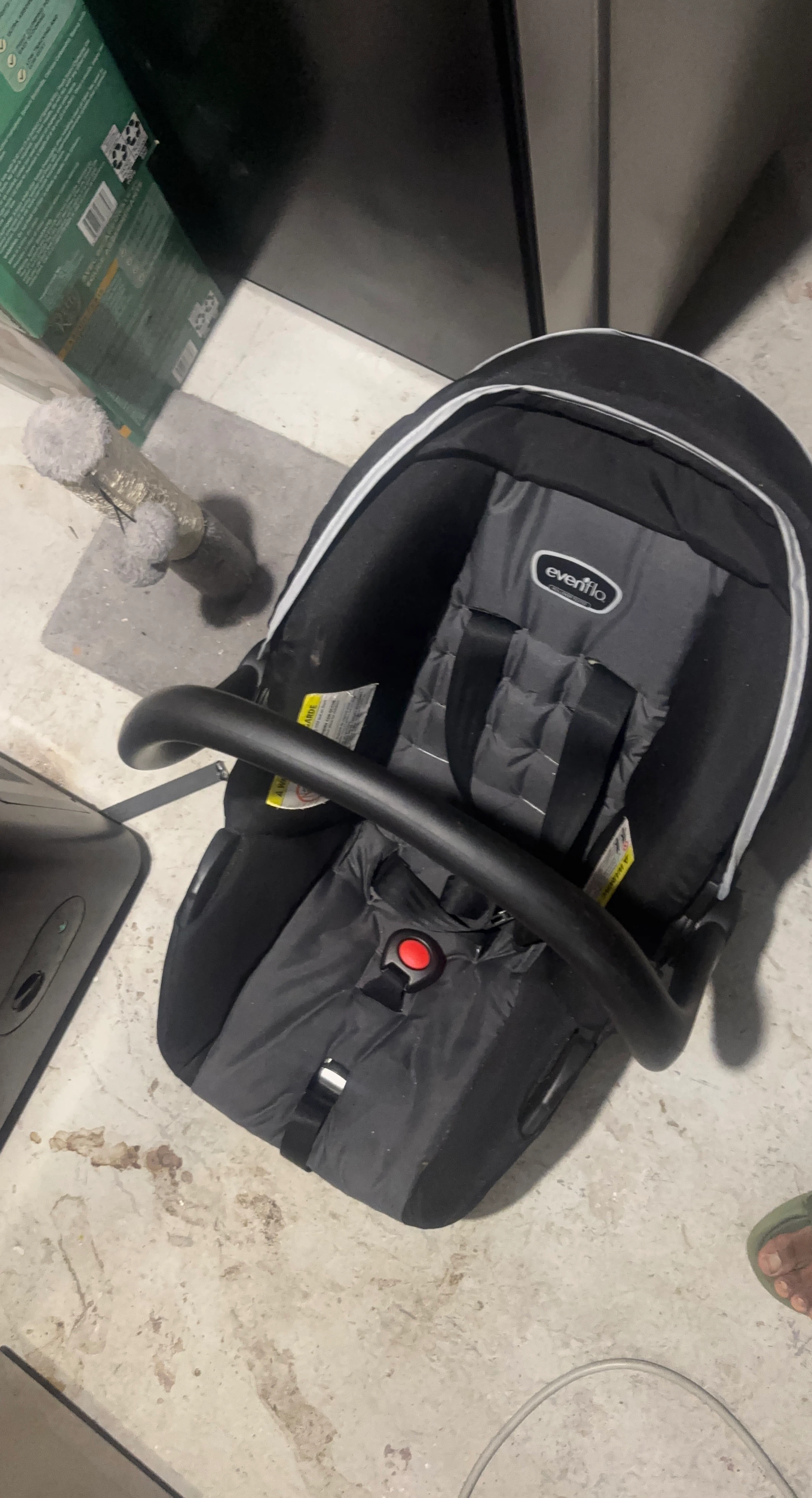 Evenflo Infant Car Seat