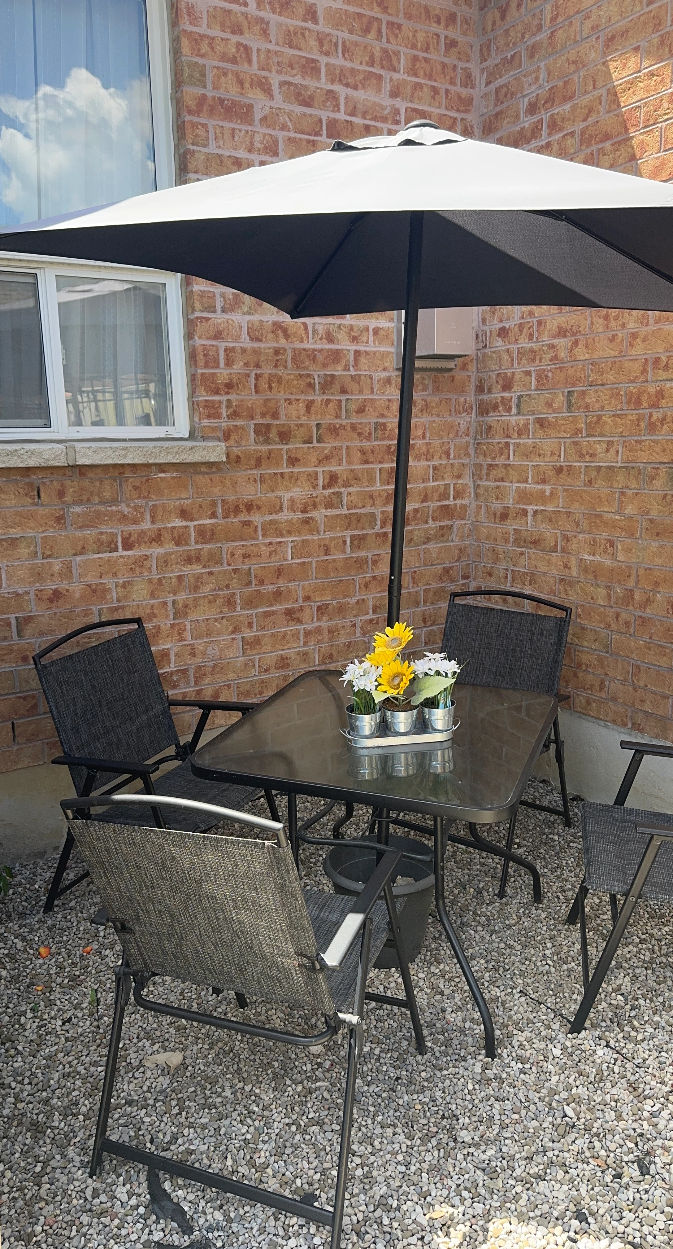 Patio Dining Set with Umbrella