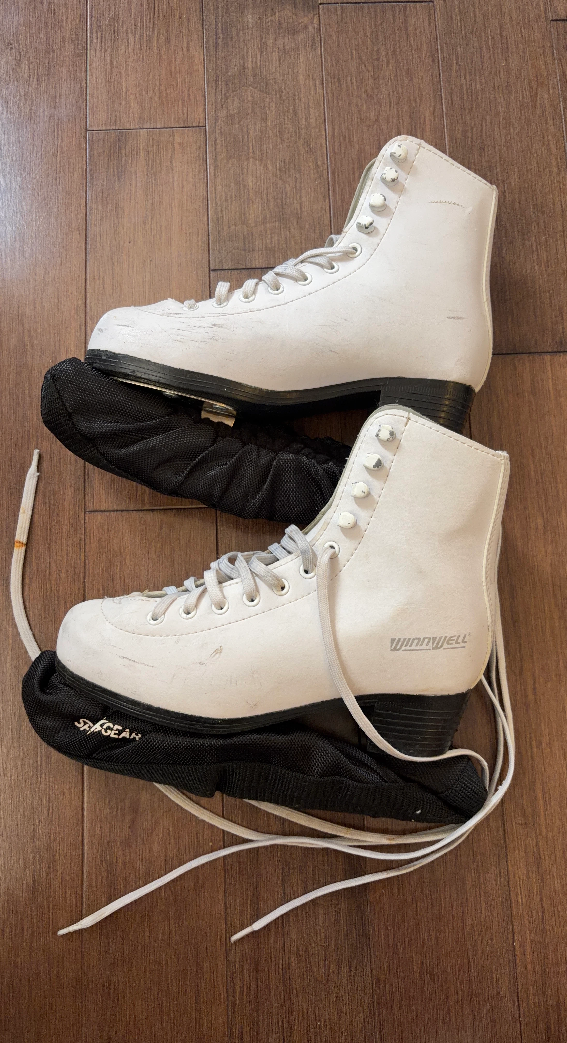 Winnwell Figure Skates JR3