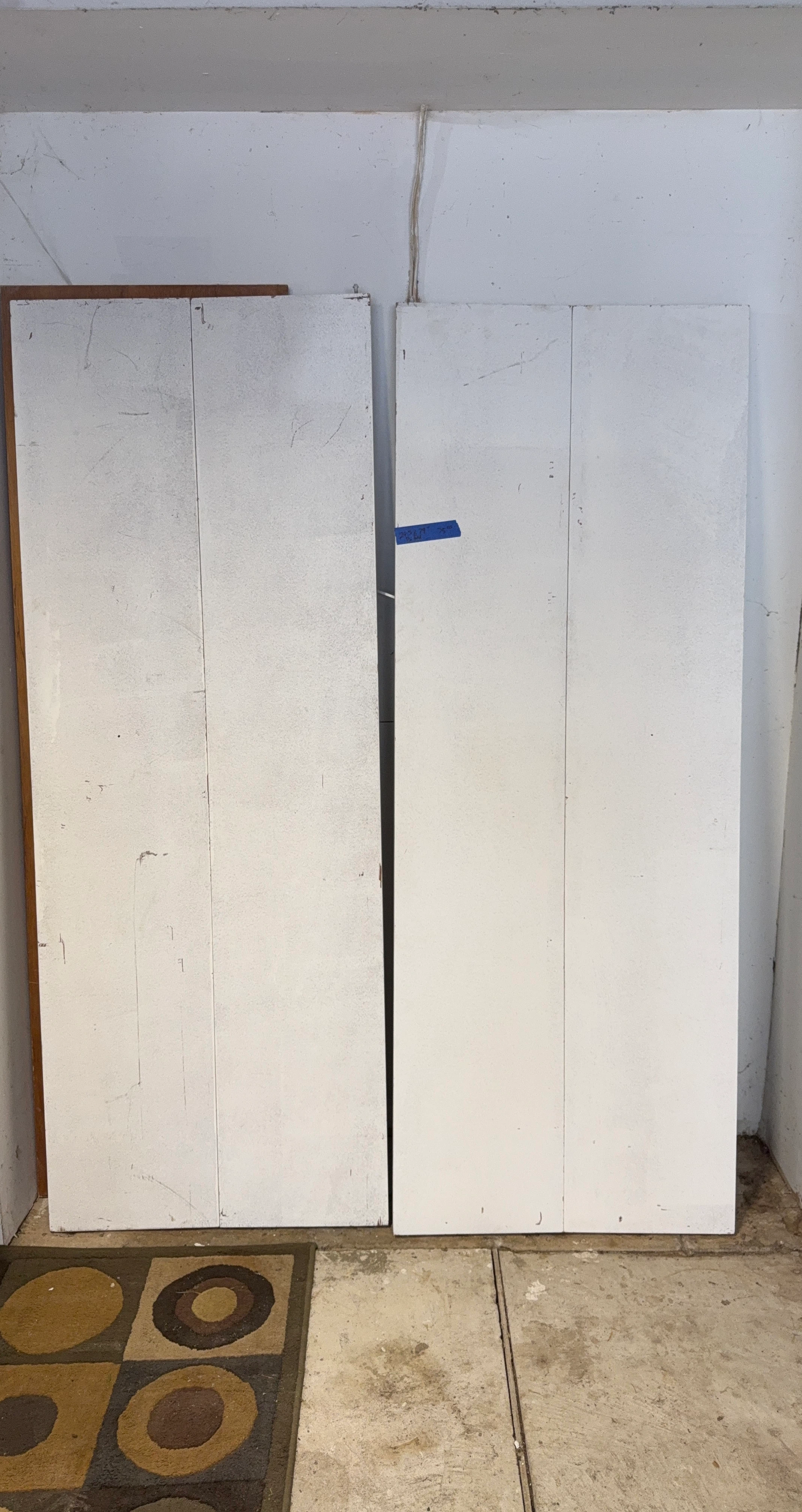 Bi-fold closet doors