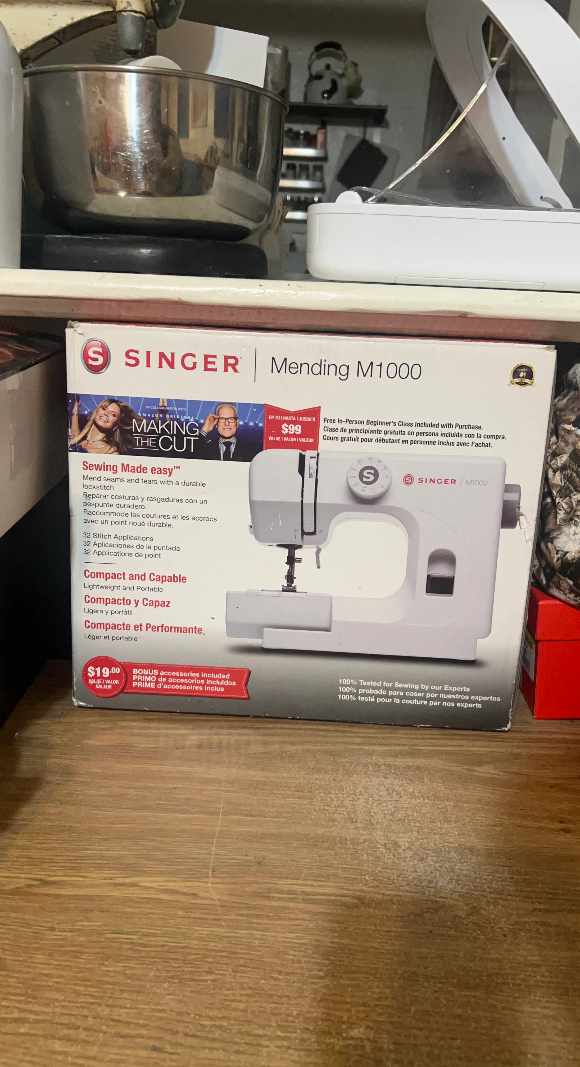 Singer Mending M1000 Sewing Machine